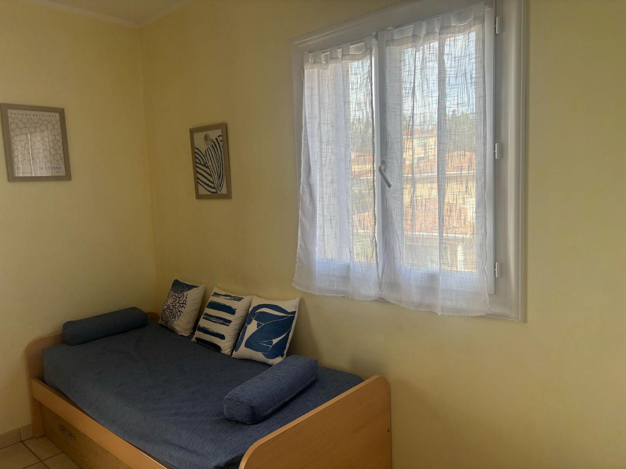 Photo 48