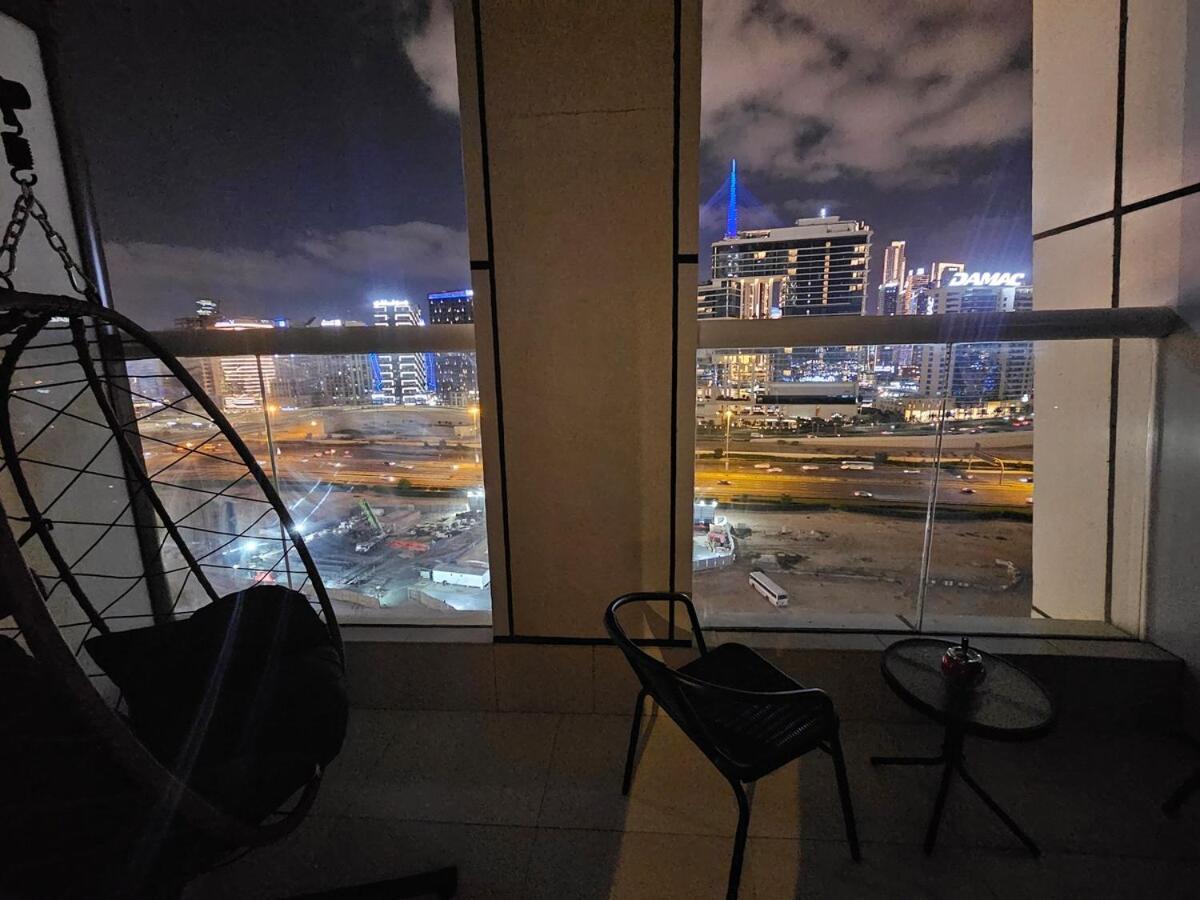 HollywoodDXB Burj Khalifa View - 6Min To Dubai Mall