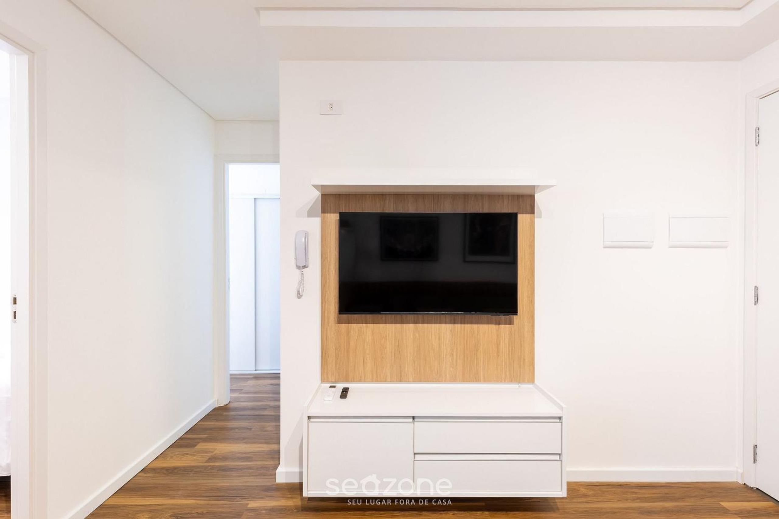 Apartments w/ Self Check-in in Downtown Curitiba - NLV