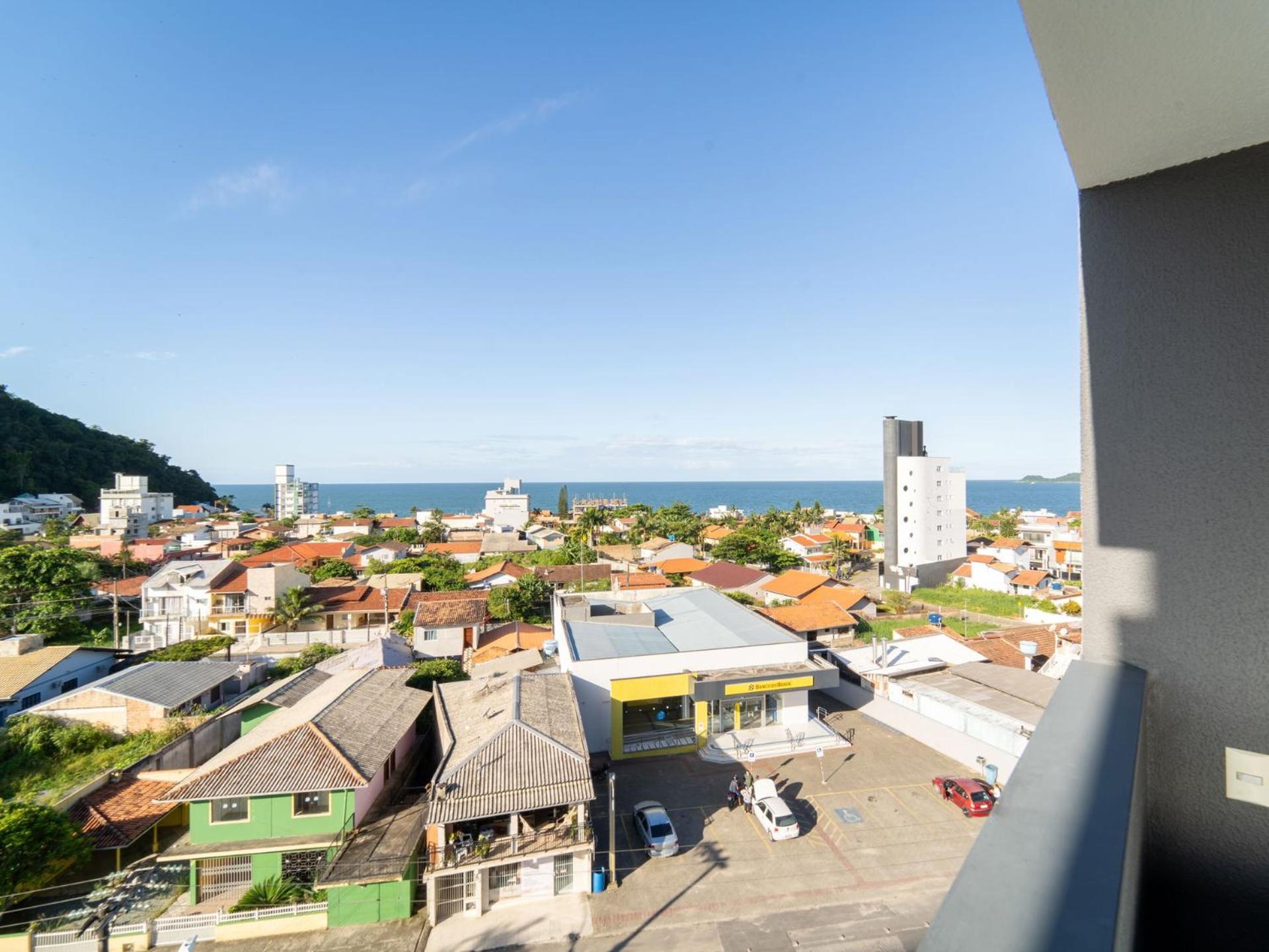 Apto Vista Mar Conforto e Lazer no Centro PD7324