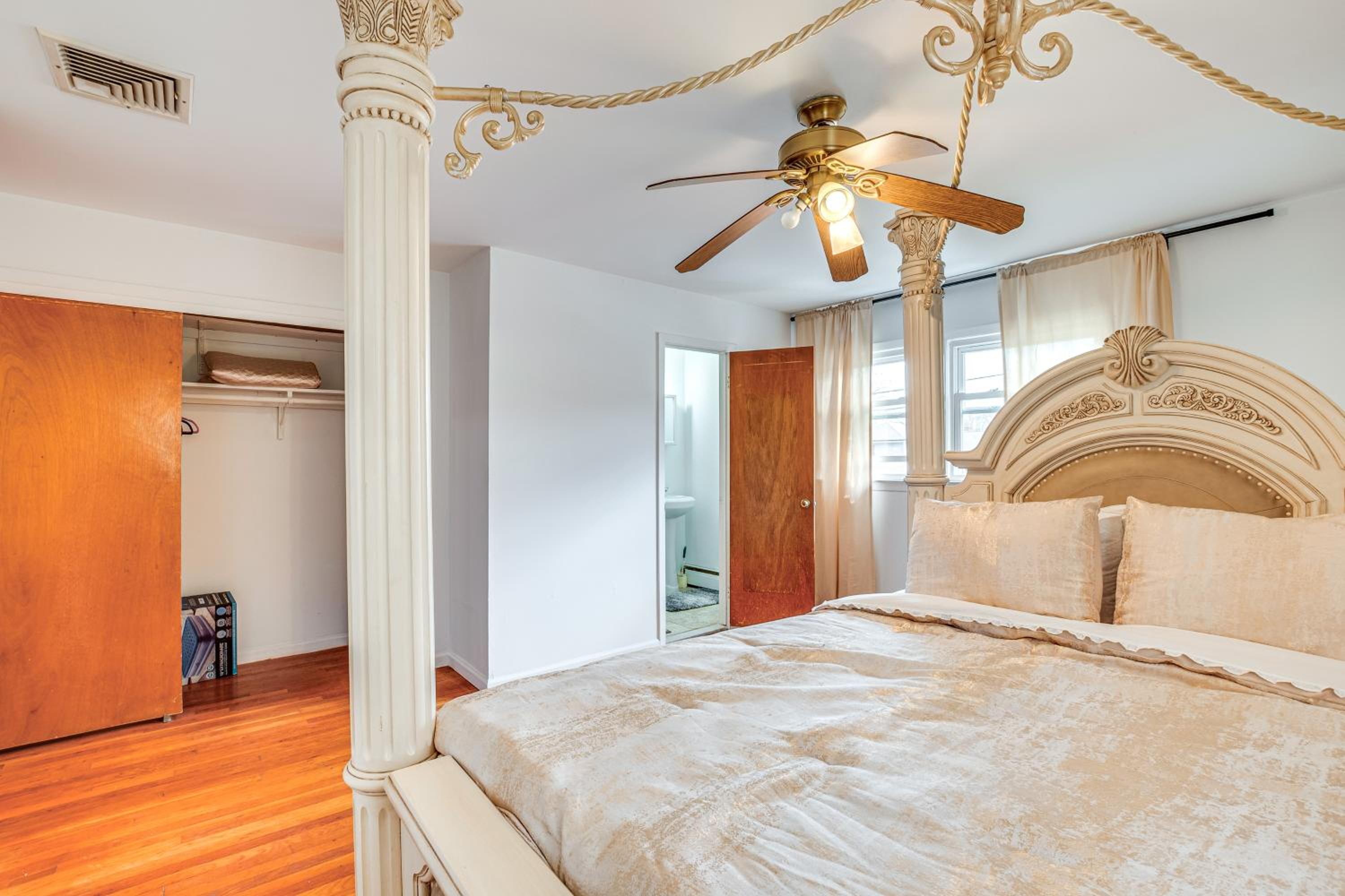 Work, Explore and Relax Centrally Located Union Gem