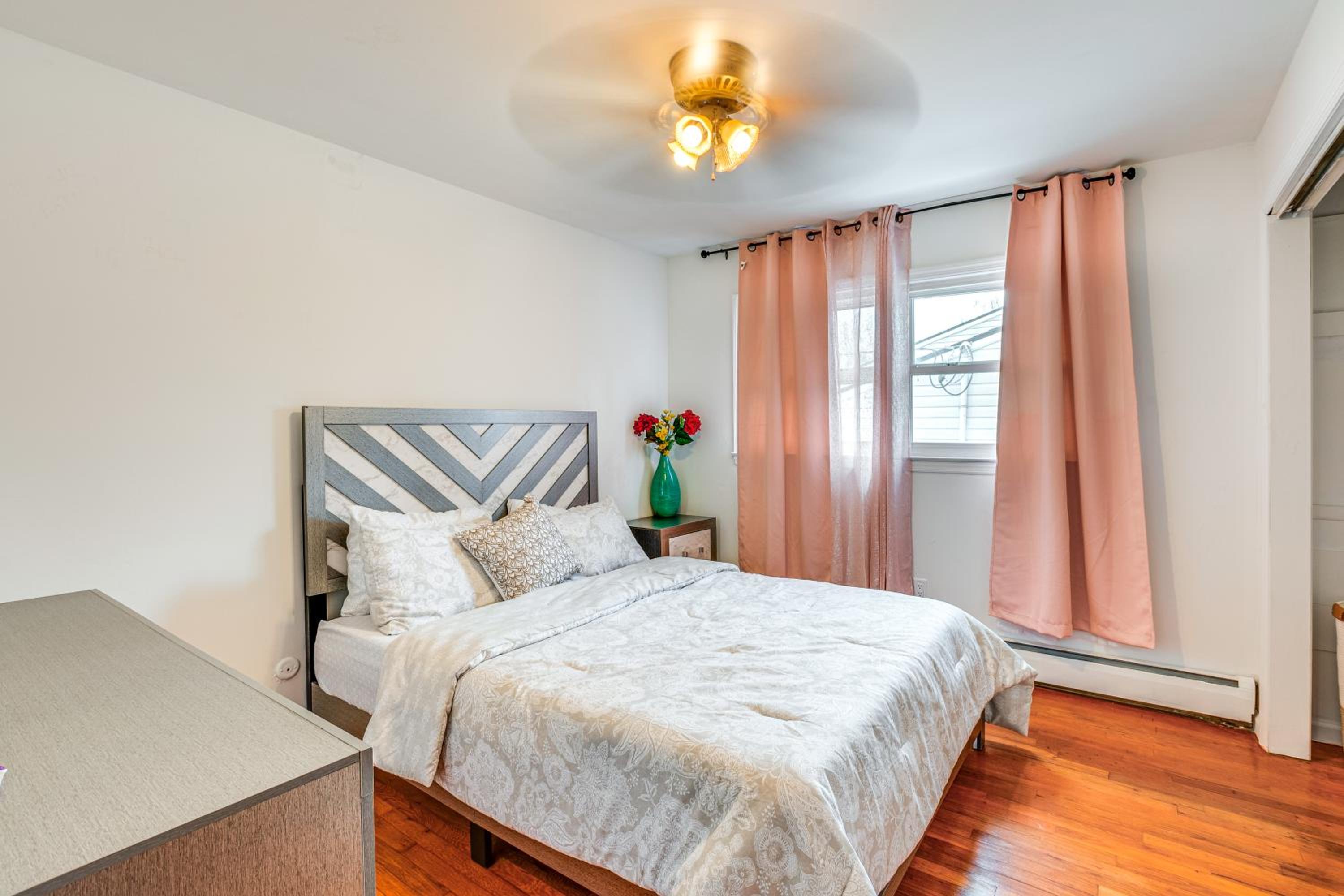 Work, Explore and Relax Centrally Located Union Gem
