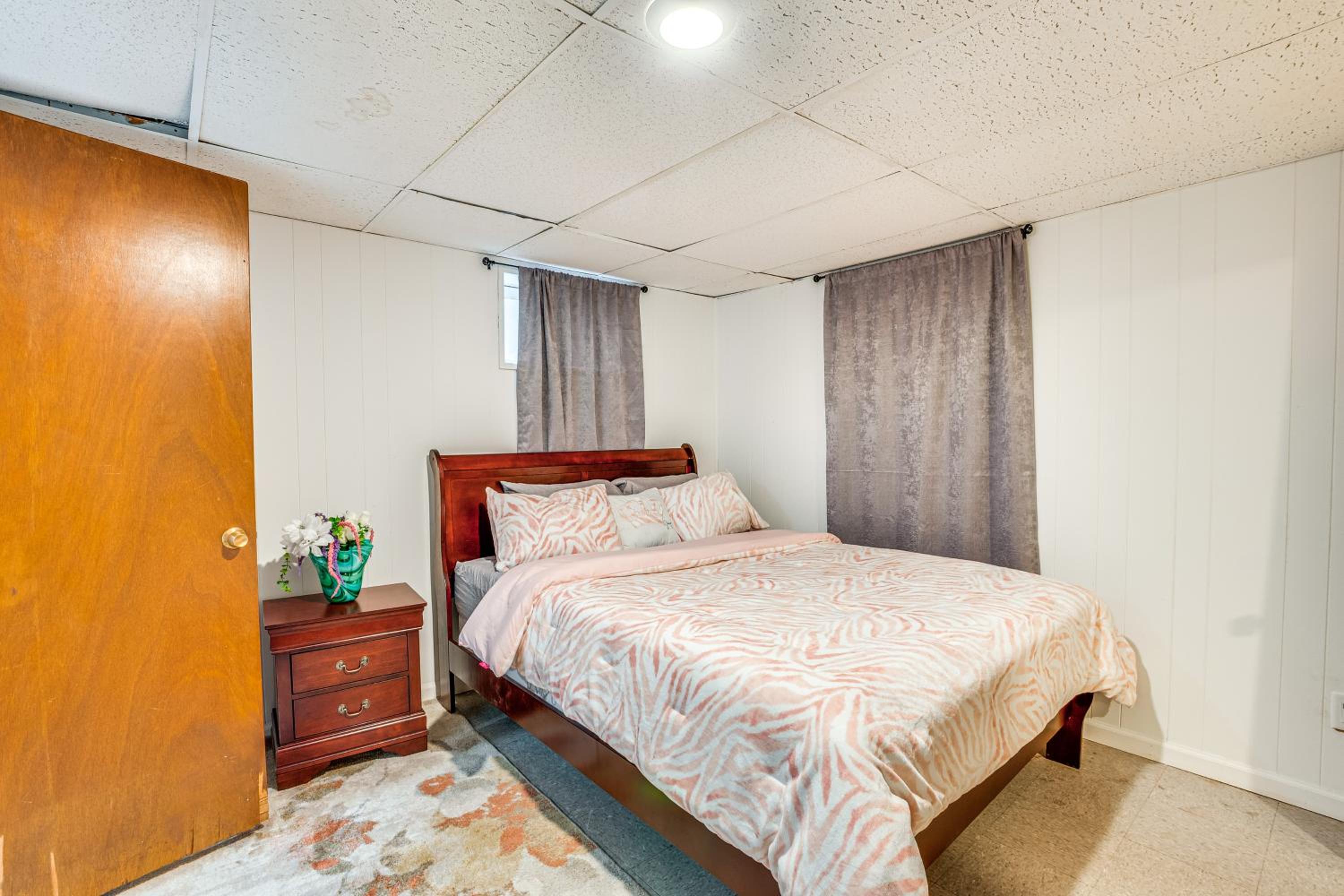 Work, Explore and Relax Centrally Located Union Gem