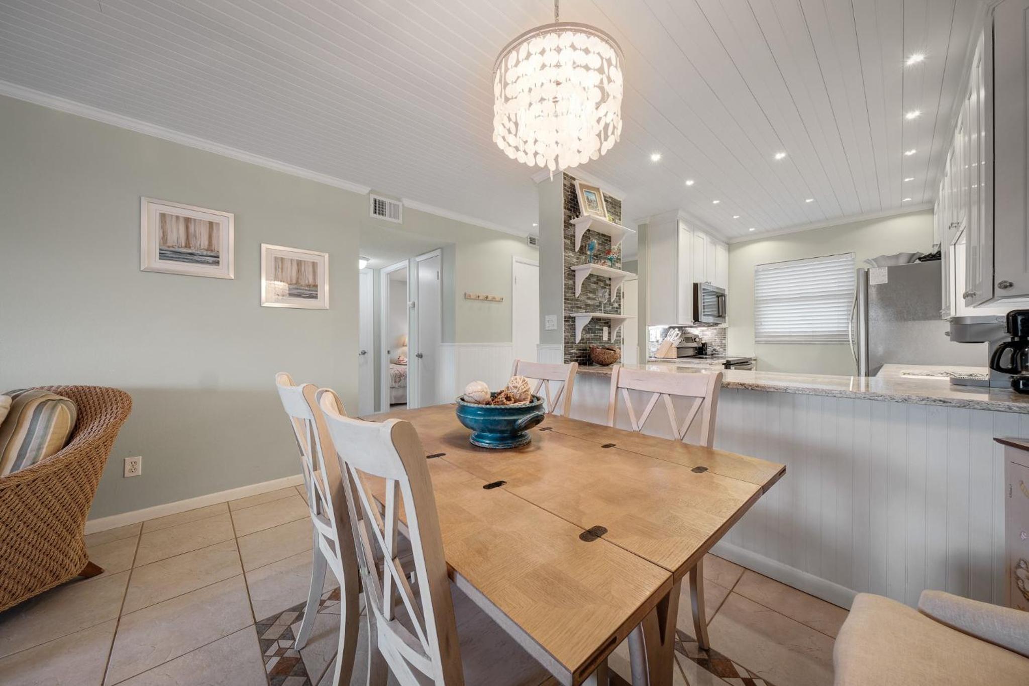 Top Floor Ocean and Pool Views located on No-Drive Beach with 2 Complex Pools