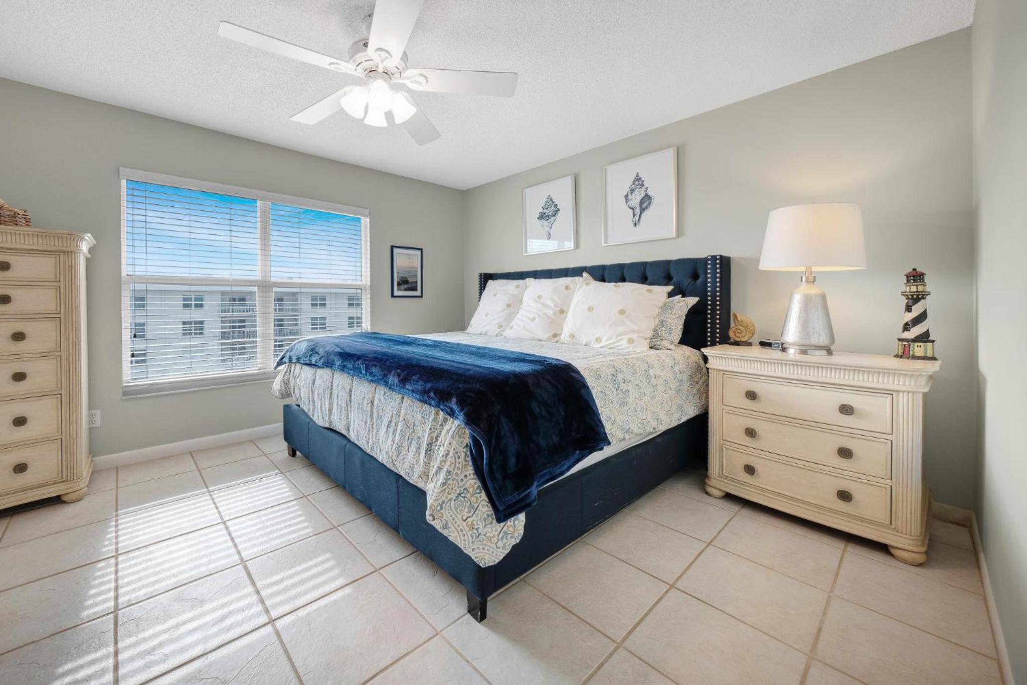 Top Floor Ocean and Pool Views located on No-Drive Beach with 2 Complex Pools