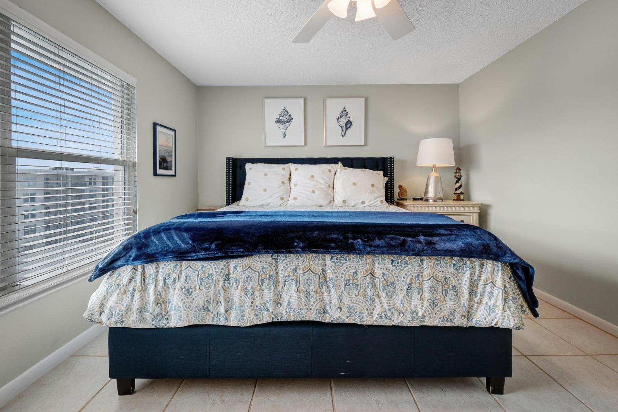 Top Floor Ocean and Pool Views located on No-Drive Beach with 2 Complex Pools