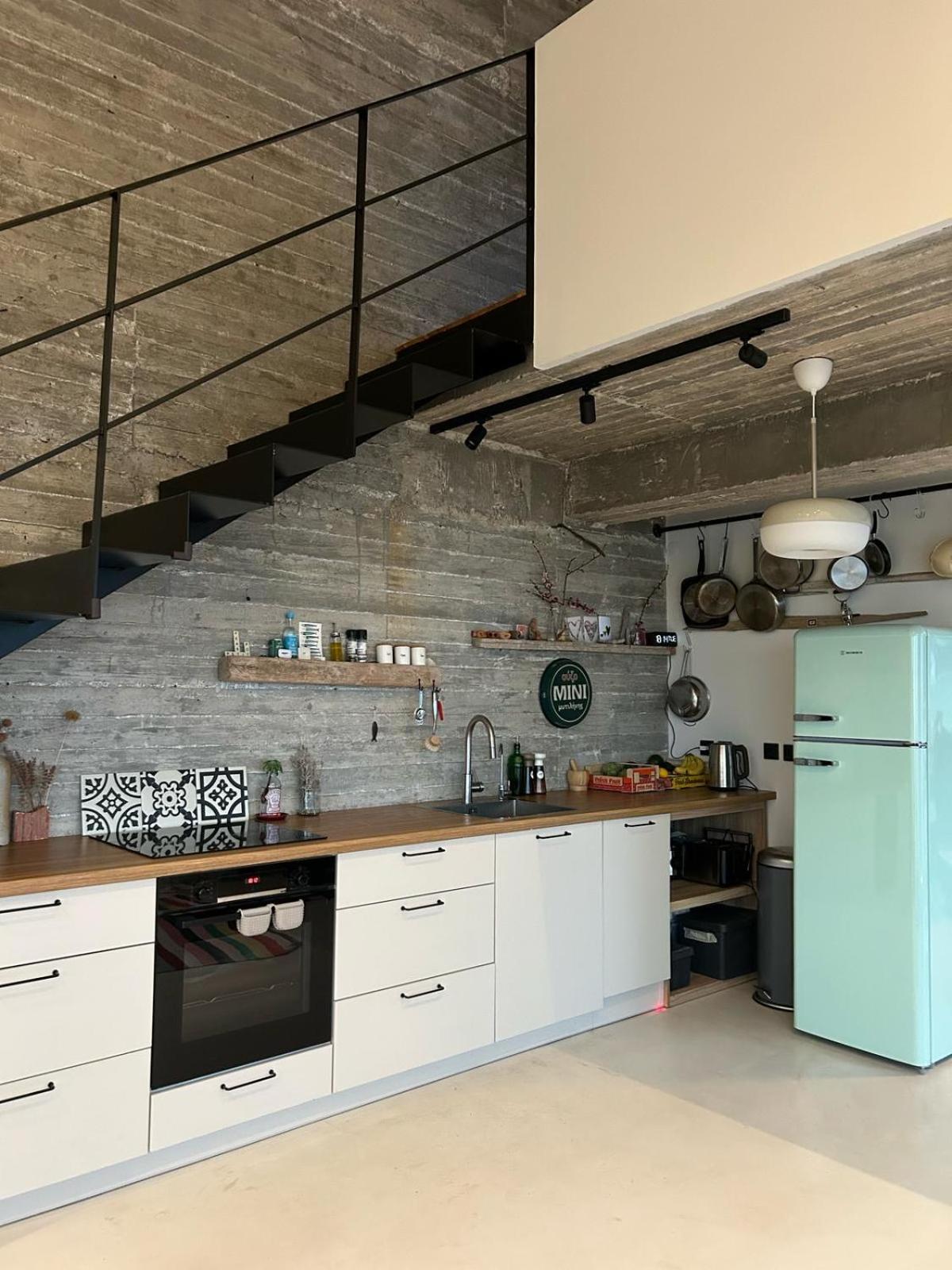 A House with A View