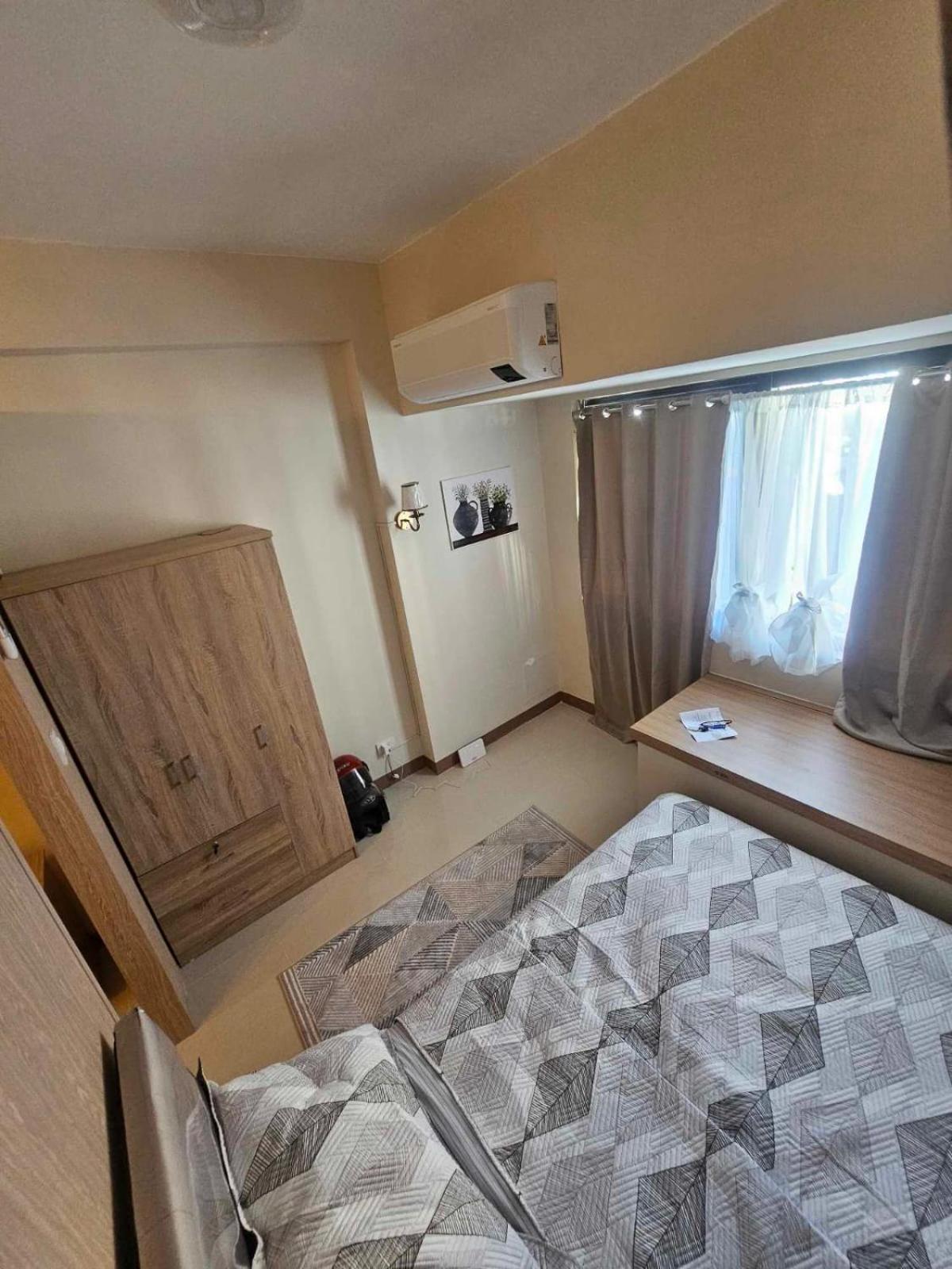 SMDC Field REsidences condo unit