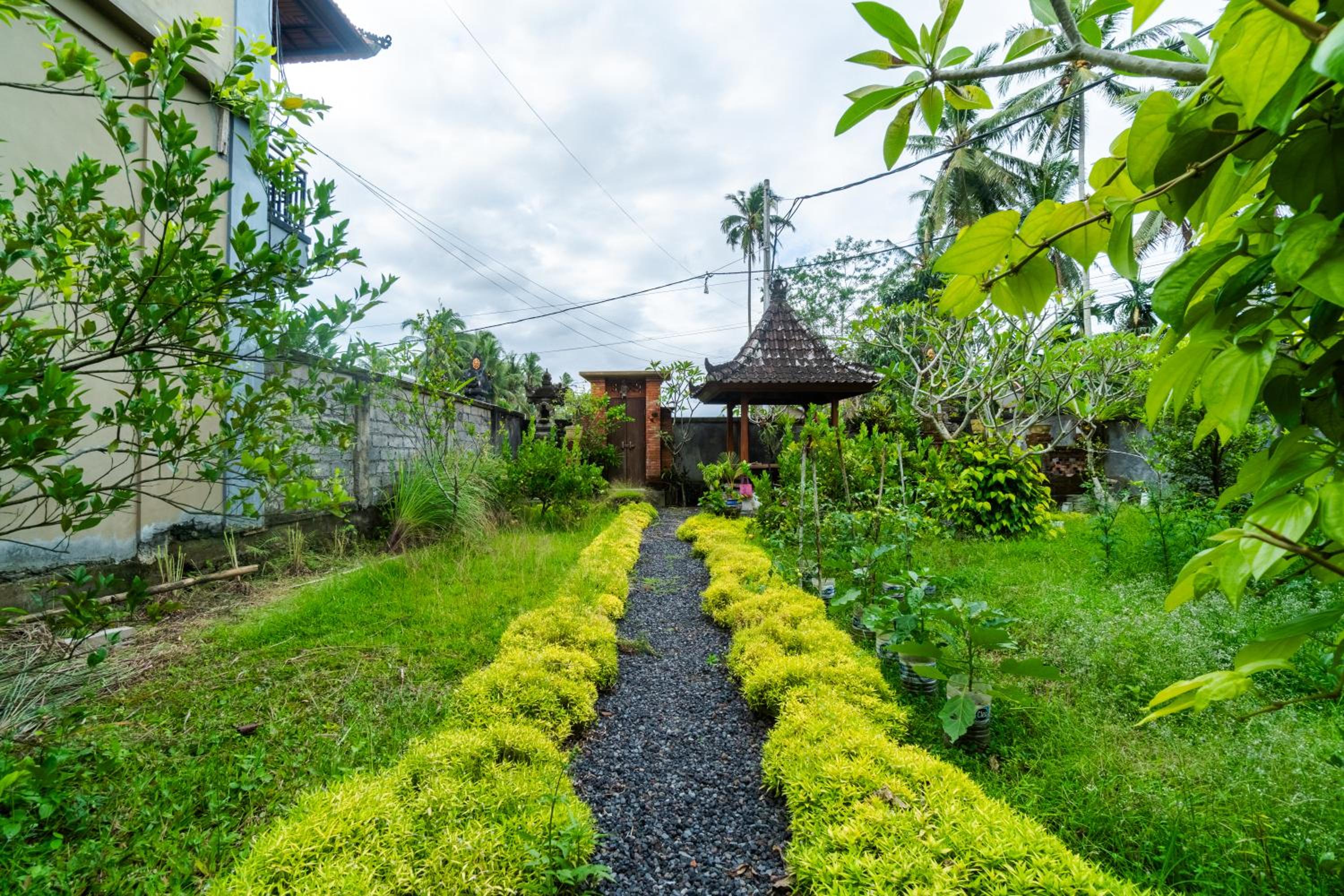 Dharma Villa - Spacious 3BR Private Pool Villa for Families & Groups