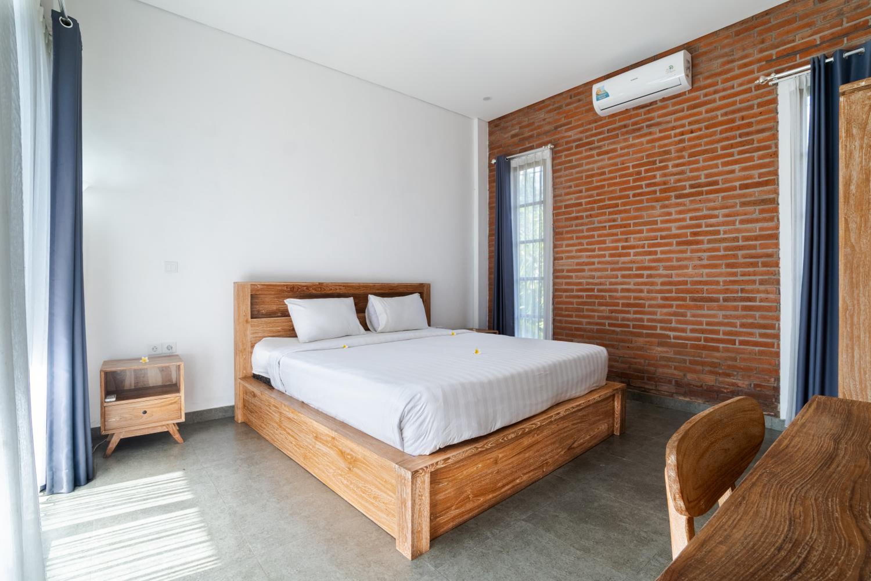 Dharma Villa - Spacious 3BR Private Pool Villa for Families & Groups