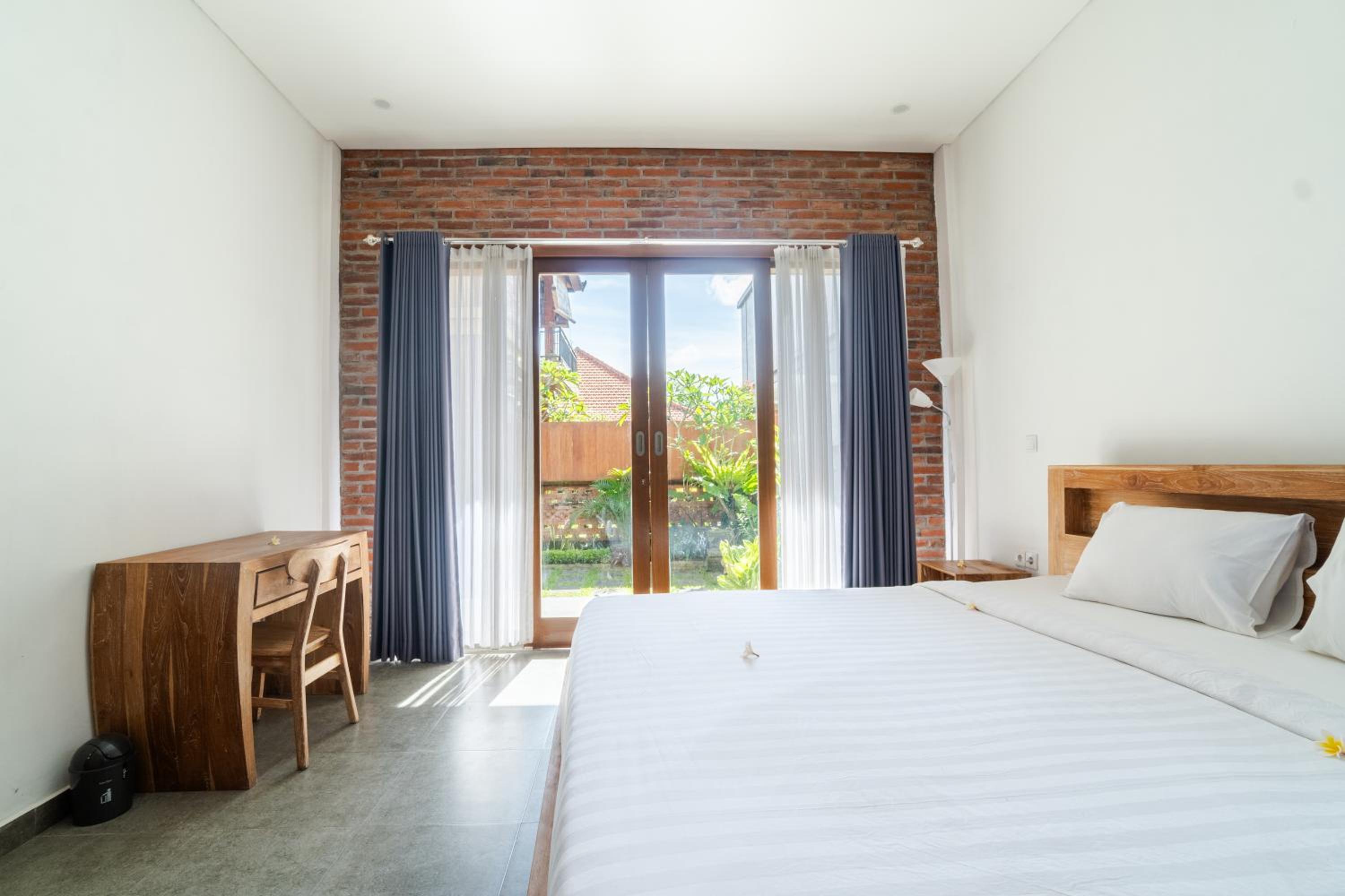 Dharma Villa - Spacious 3BR Private Pool Villa for Families & Groups