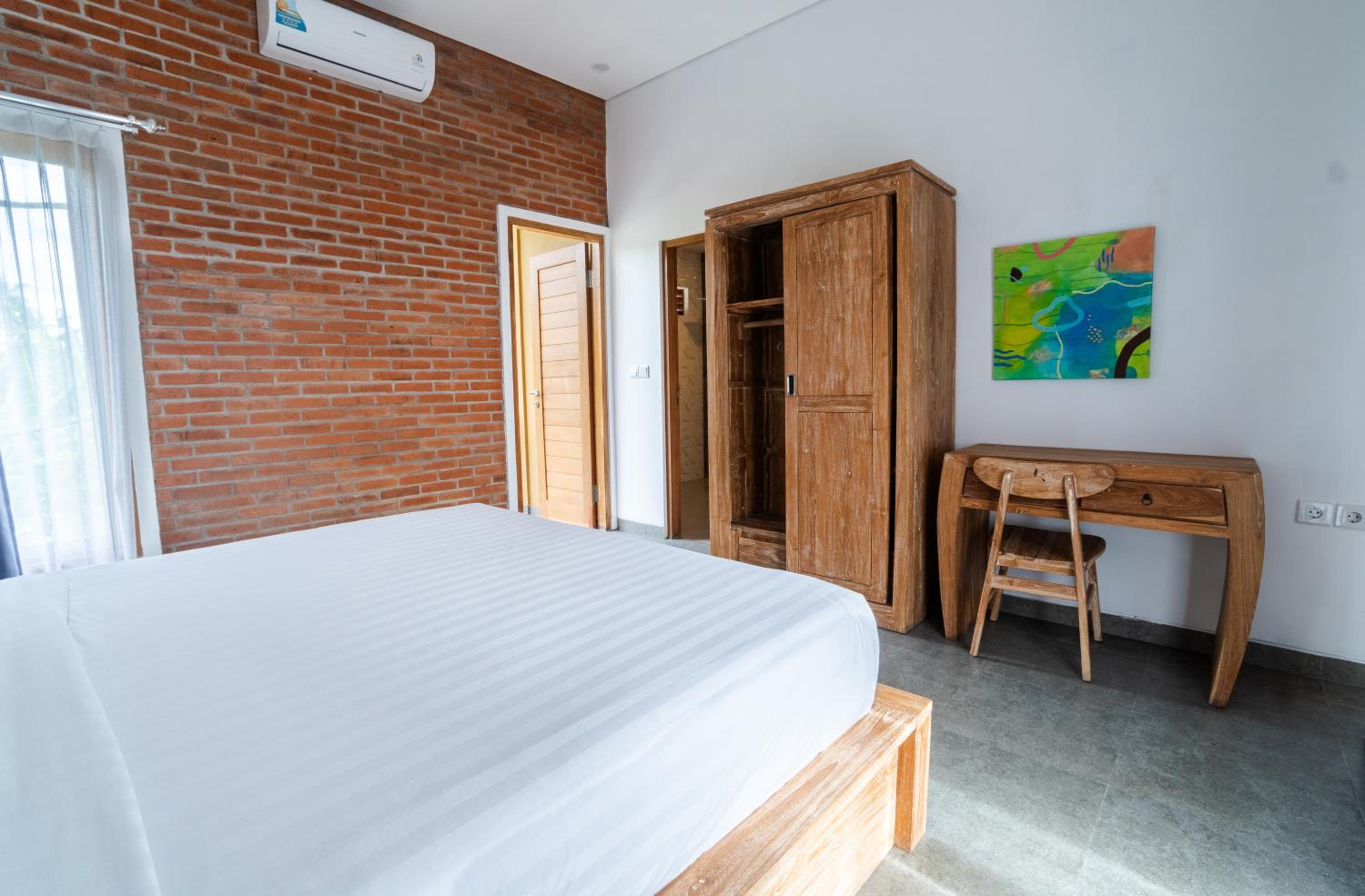 Dharma Villa - Spacious 3BR Private Pool Villa for Families & Groups