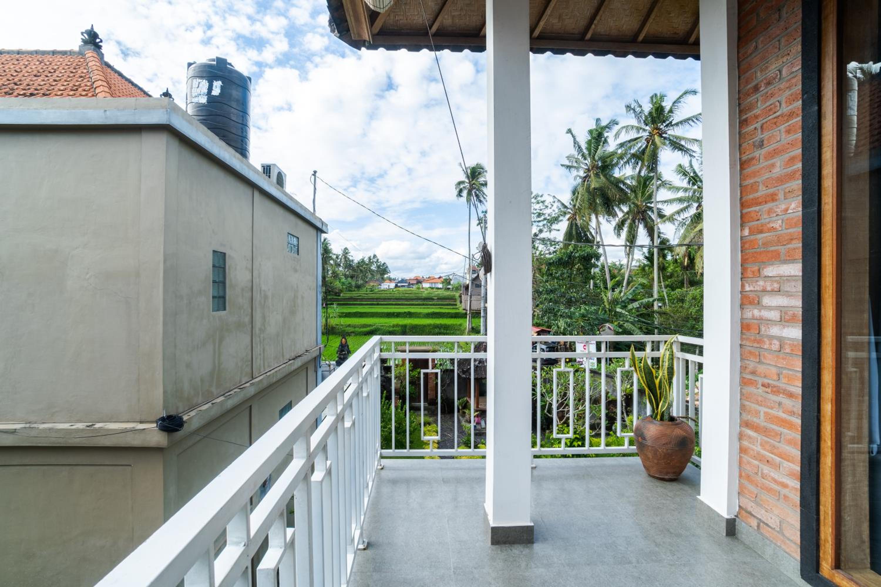 Dharma Villa - Spacious 3BR Private Pool Villa for Families & Groups