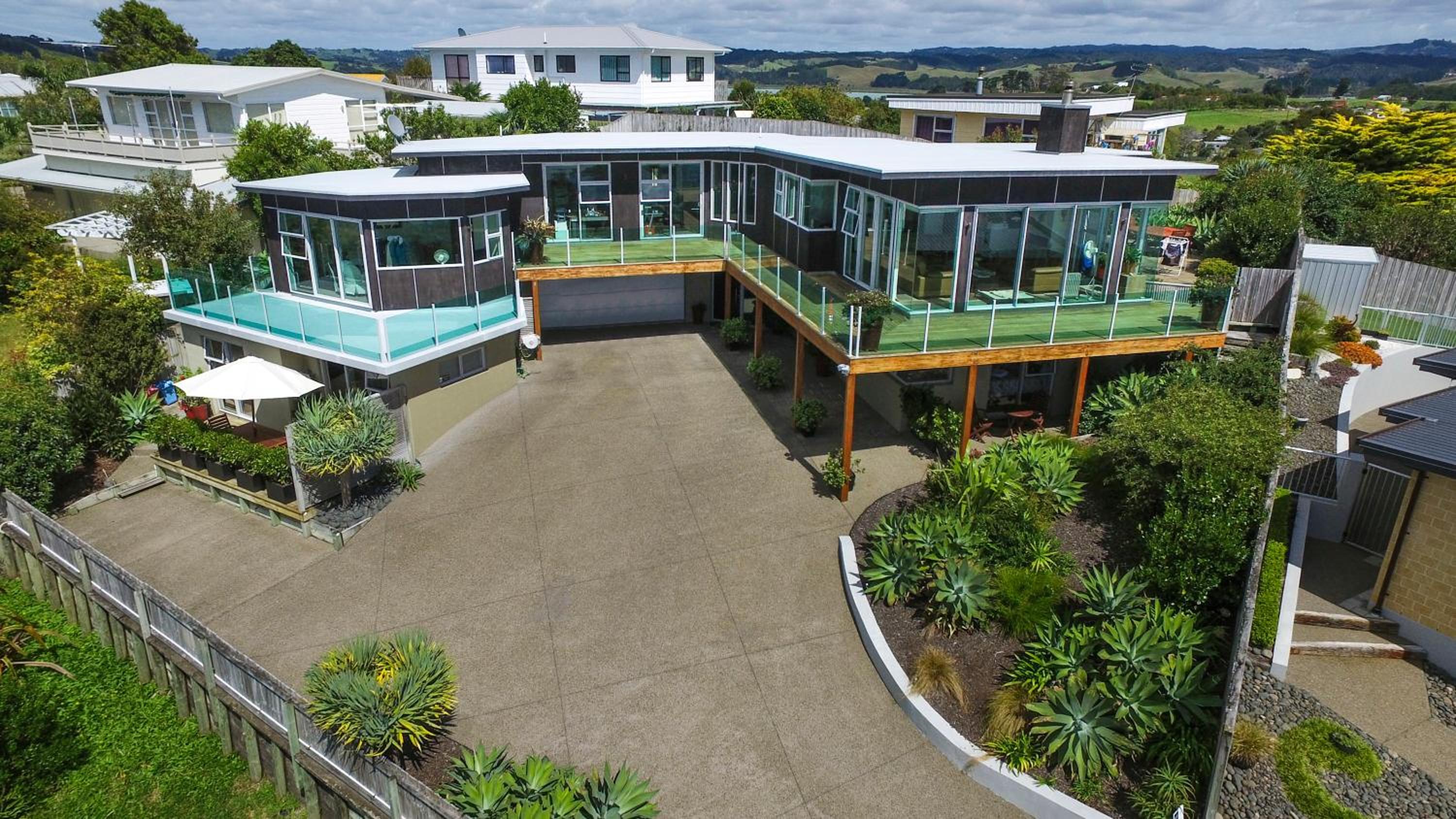 Tahi Lodge - Matakana Coast