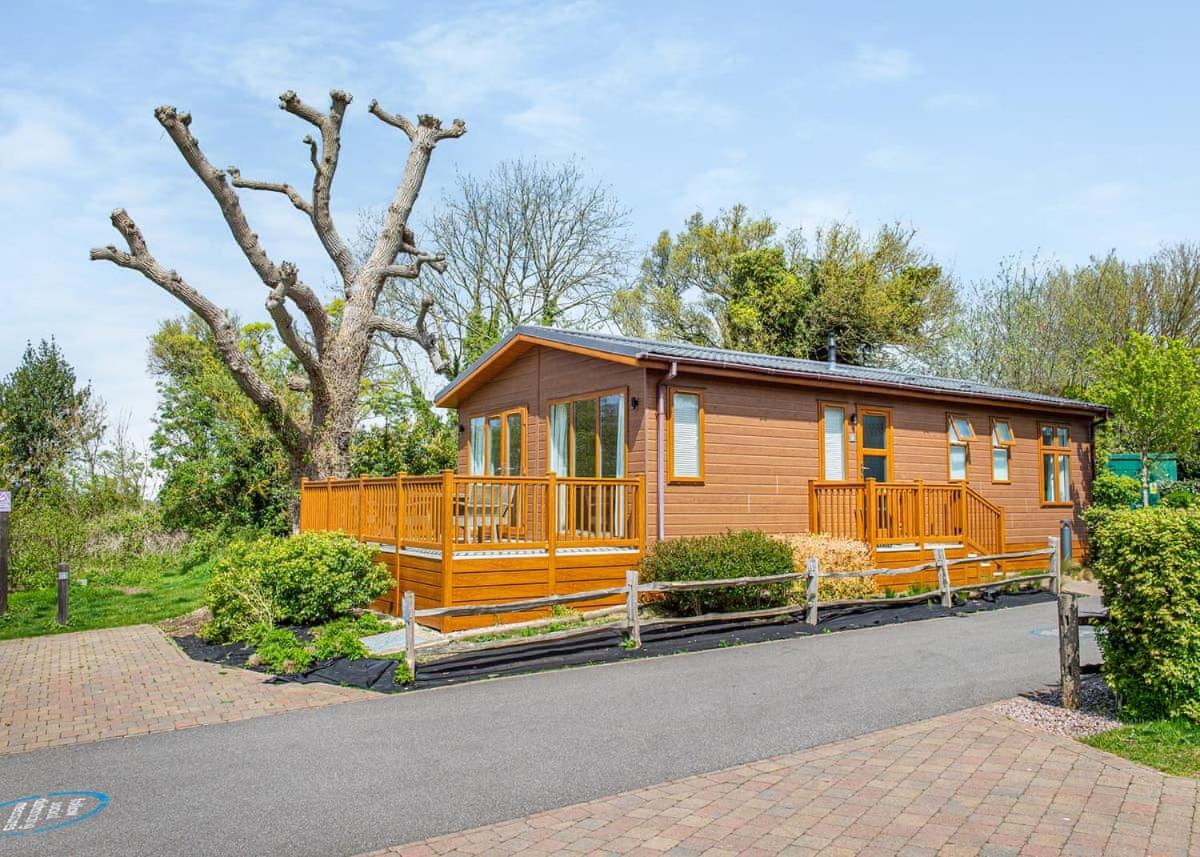 Canterbury Reach Lodge Retreat