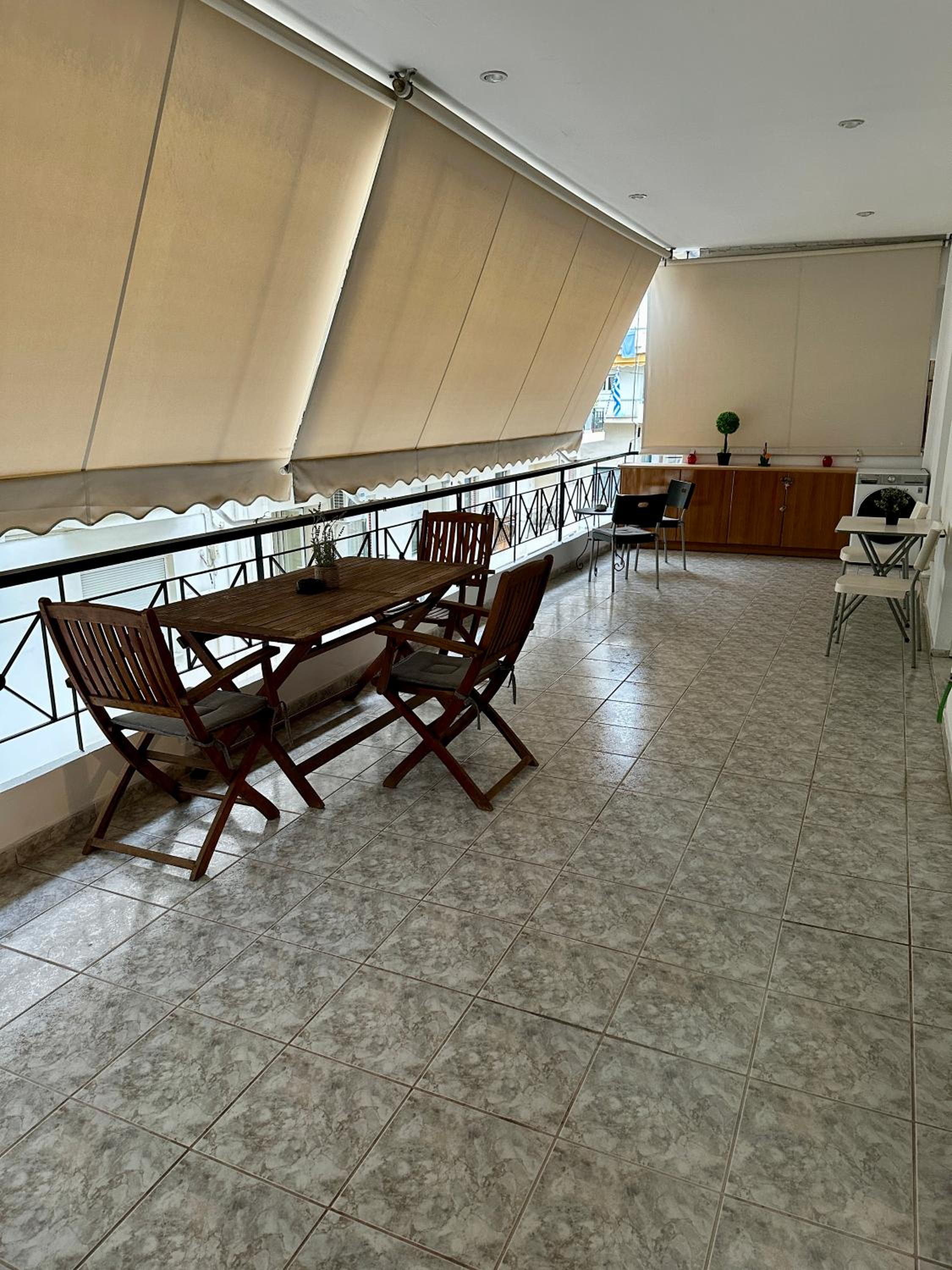 Modern Stay near Acropolis with Big Balcony