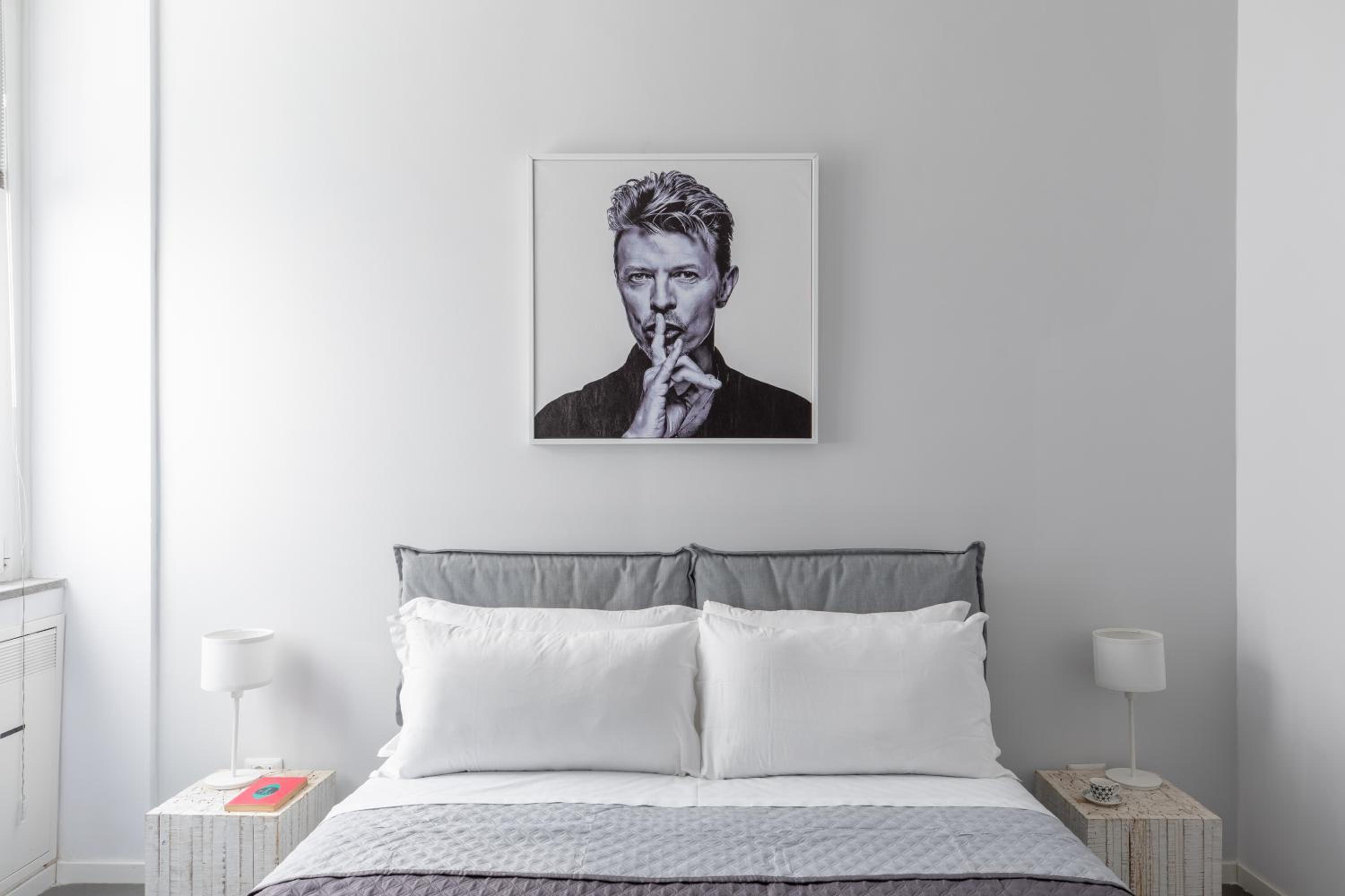 Trastevere Modern 4BR 4baths, WIFI, AC, custom kitchen, living room
