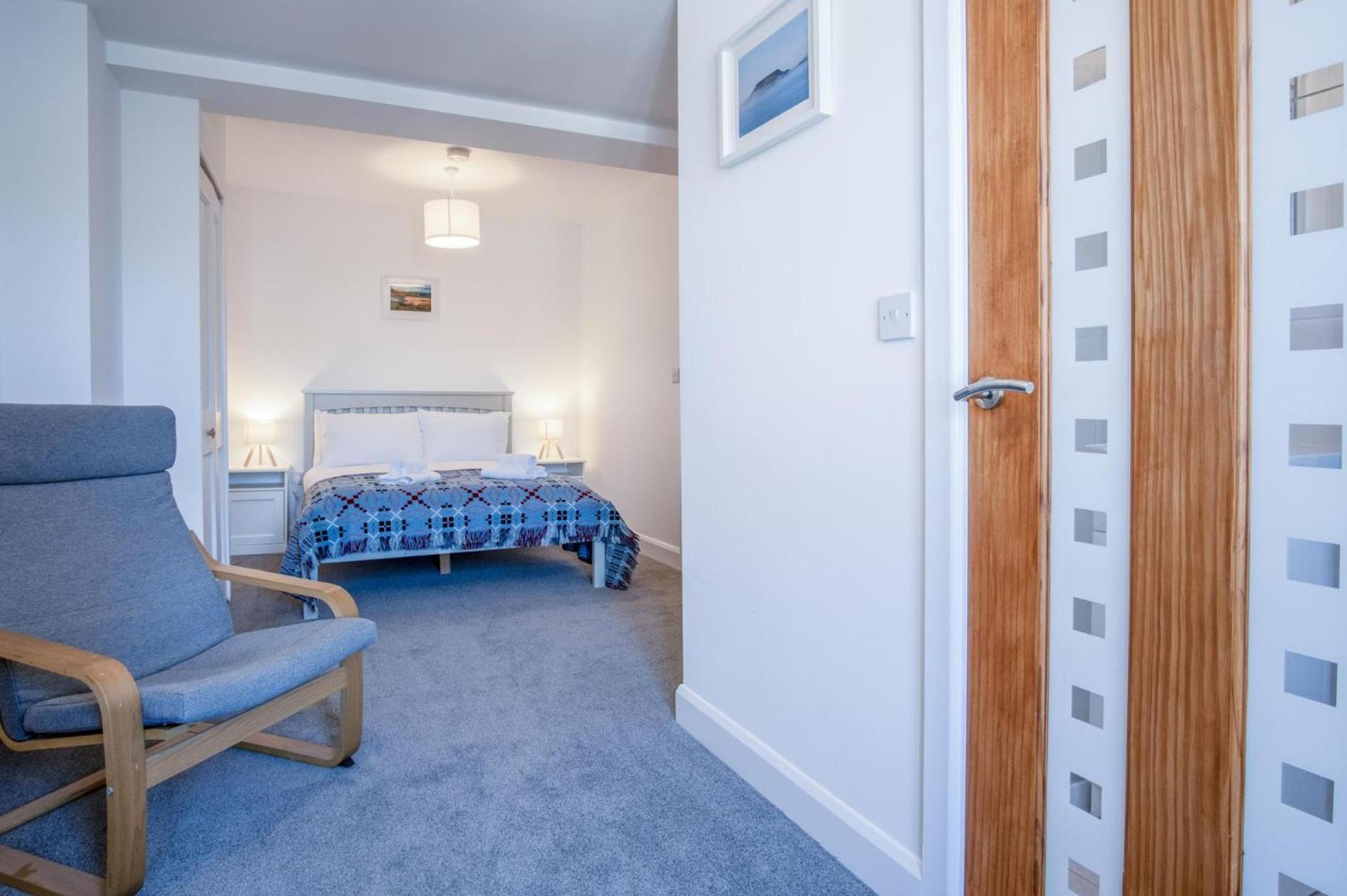 Nottage Road - 3 Bedroom Holiday Home - Mumbles