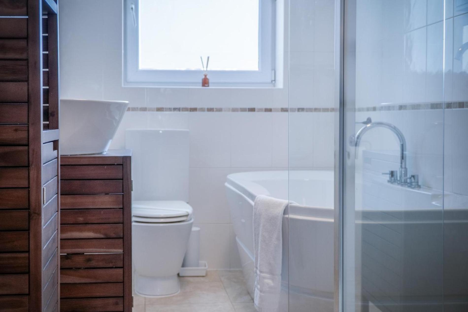 Nottage Road - 3 Bedroom Holiday Home - Mumbles