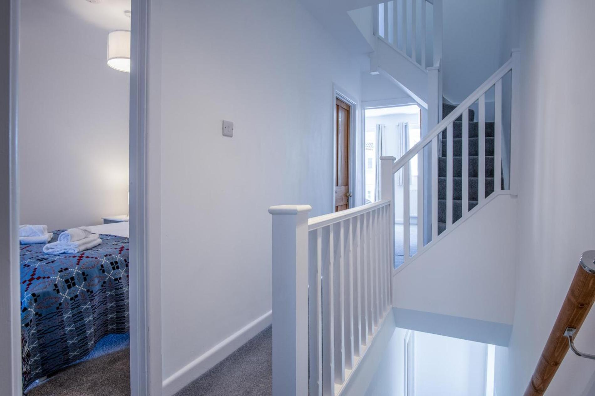 Nottage Road - 3 Bedroom Holiday Home - Mumbles