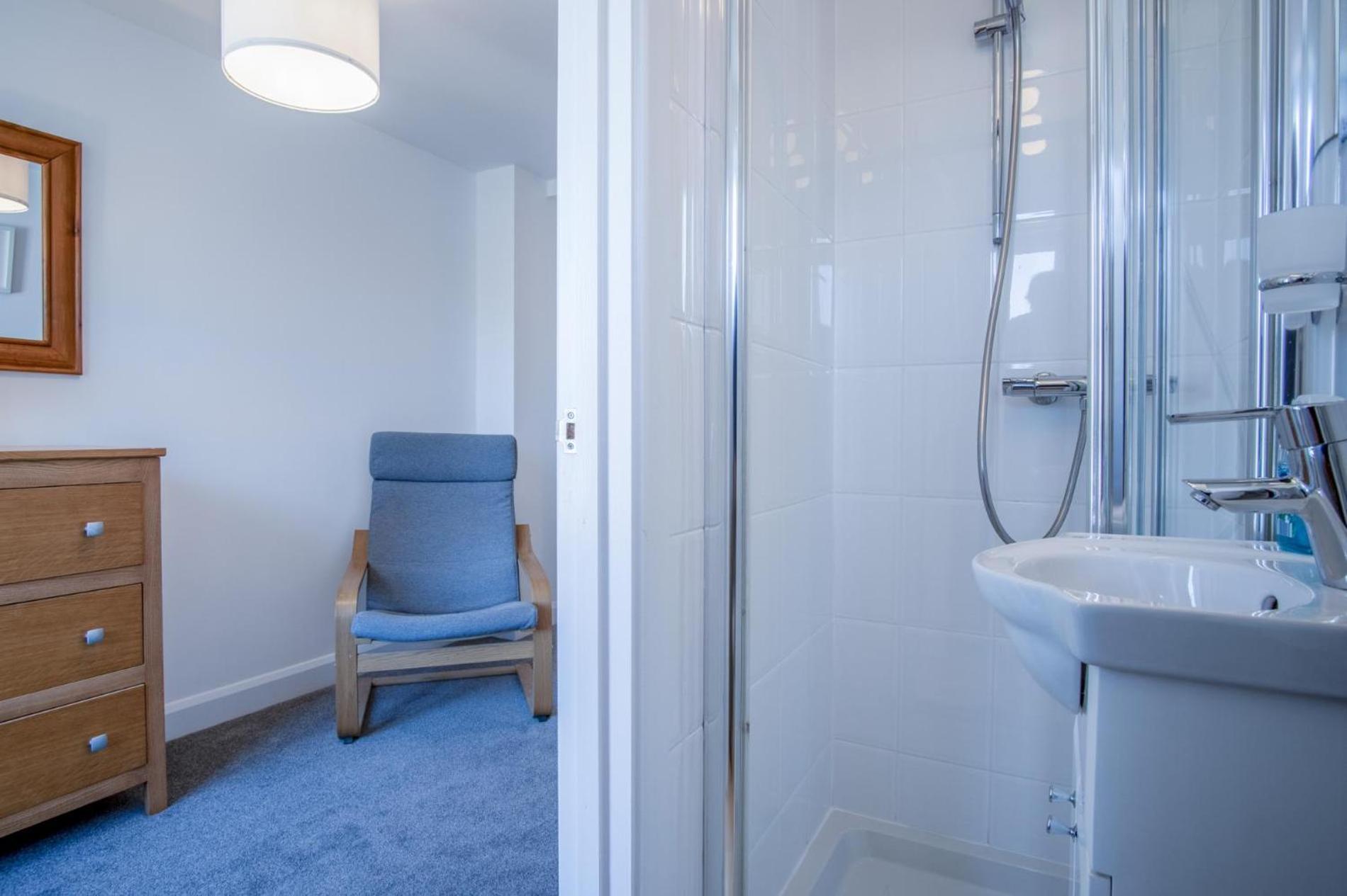 Nottage Road - 3 Bedroom Holiday Home - Mumbles