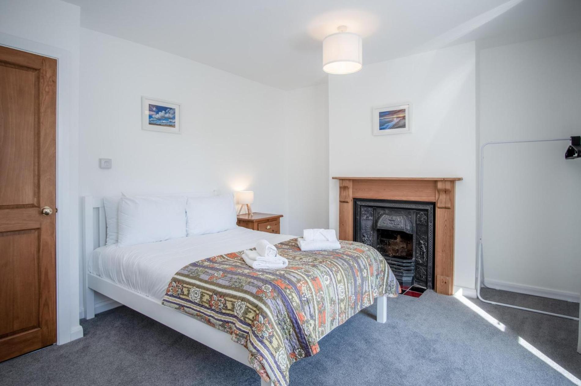 Nottage Road - 3 Bedroom Holiday Home - Mumbles