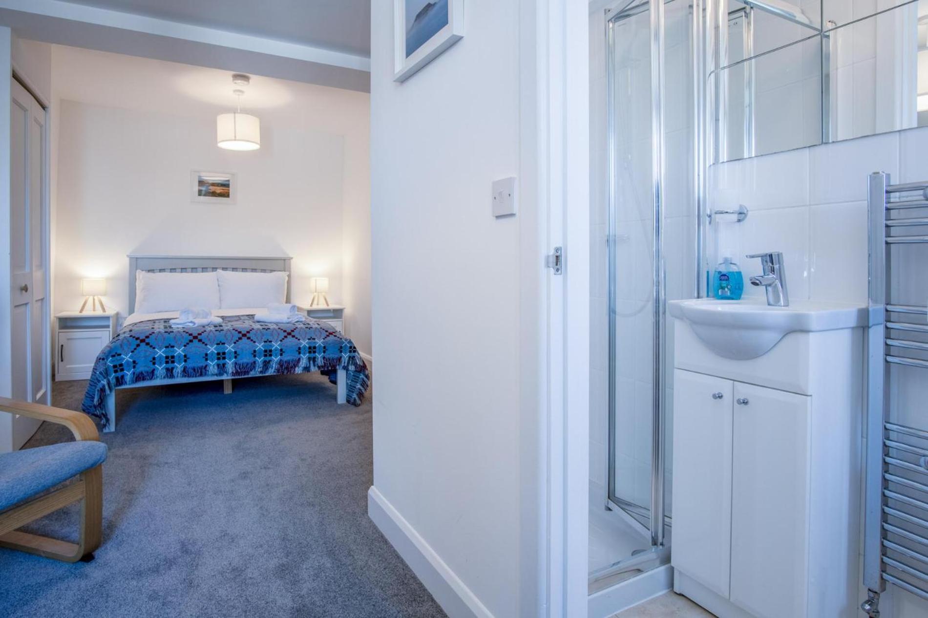 Nottage Road - 3 Bedroom Holiday Home - Mumbles