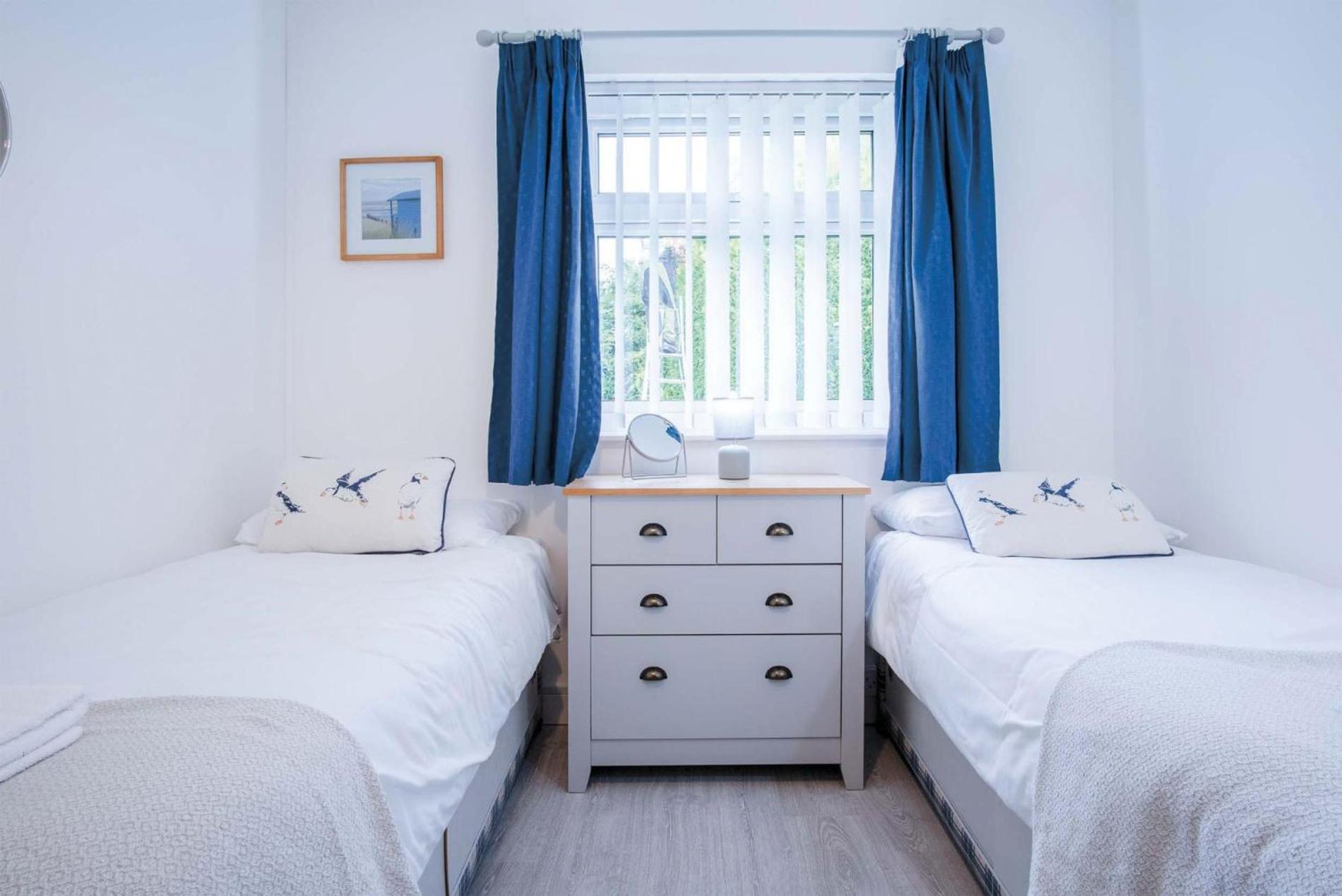 Bayview 58 - 2 Bedroom Chalet - Bayview Oxwich