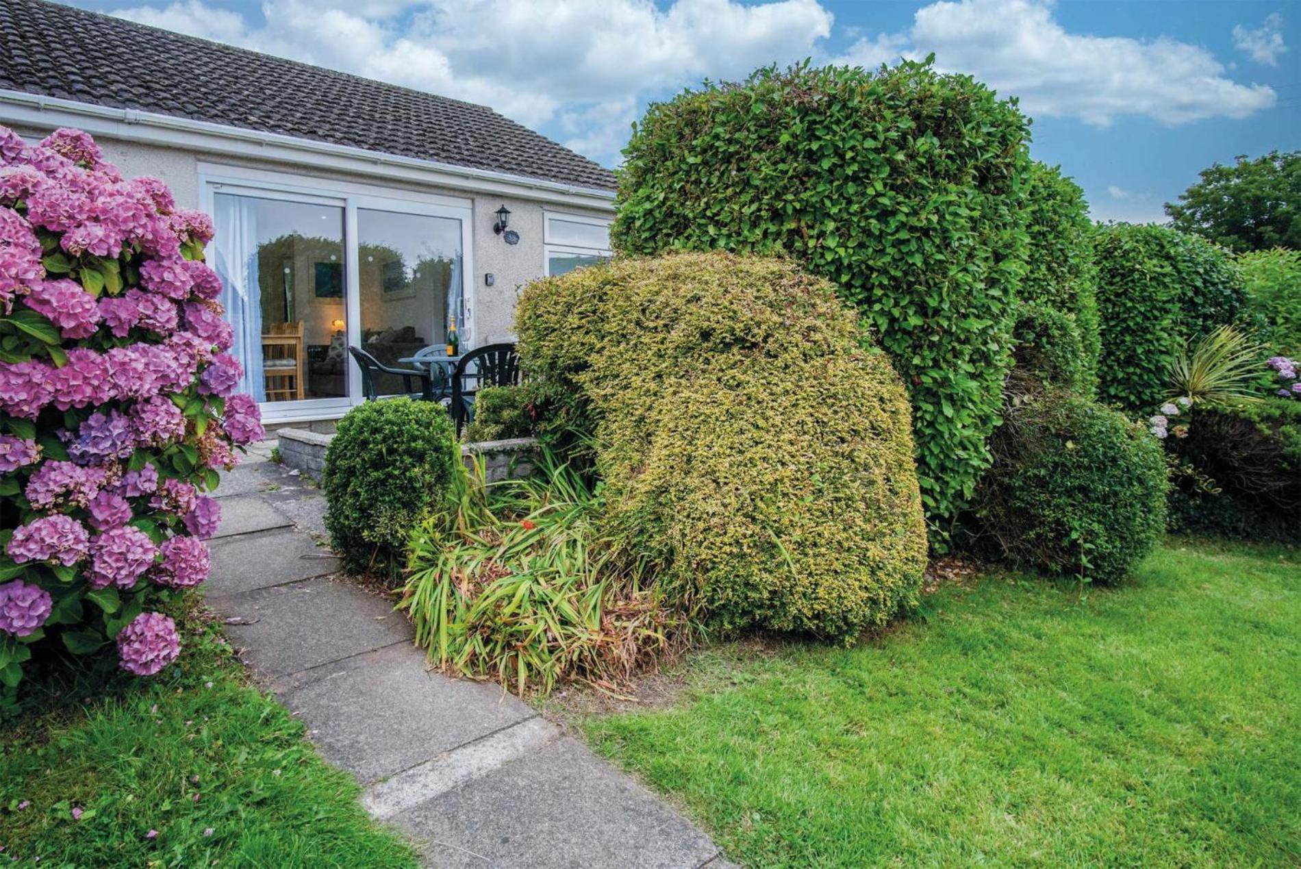 Bayview 58 - 2 Bedroom Chalet - Bayview Oxwich