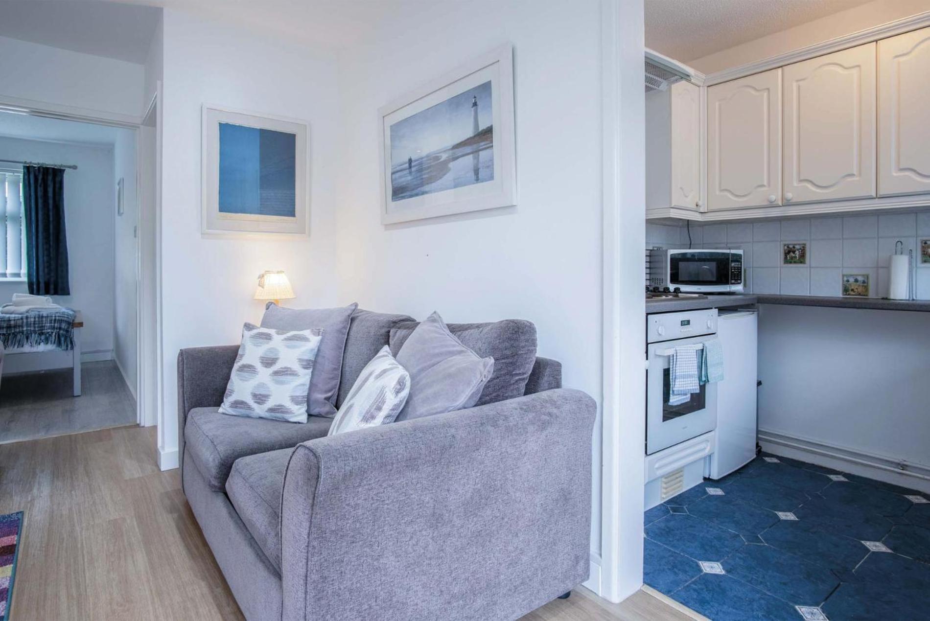 Bayview 58 - 2 Bedroom Chalet - Bayview Oxwich