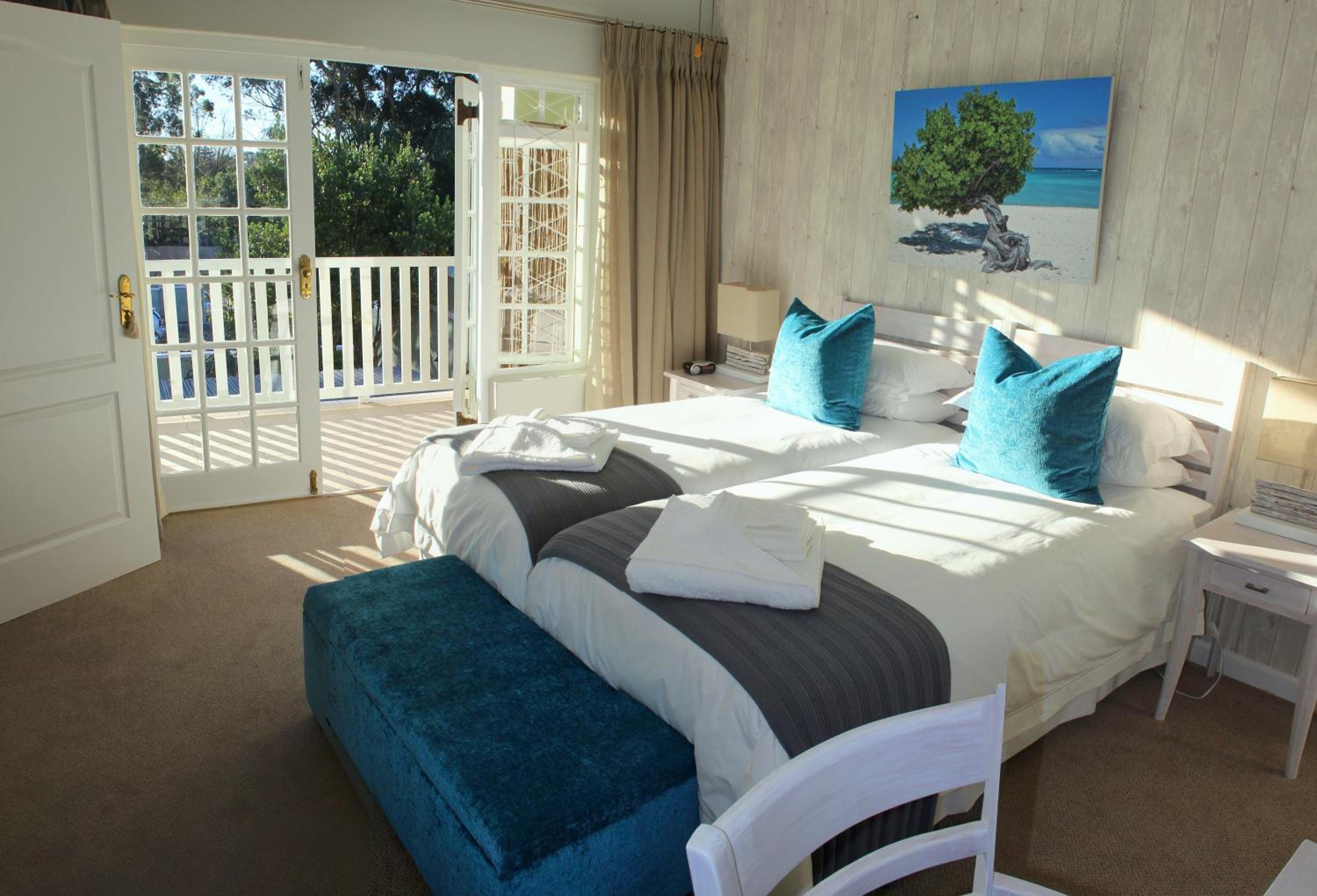 Lodge on Main Guest House and Conference Centre