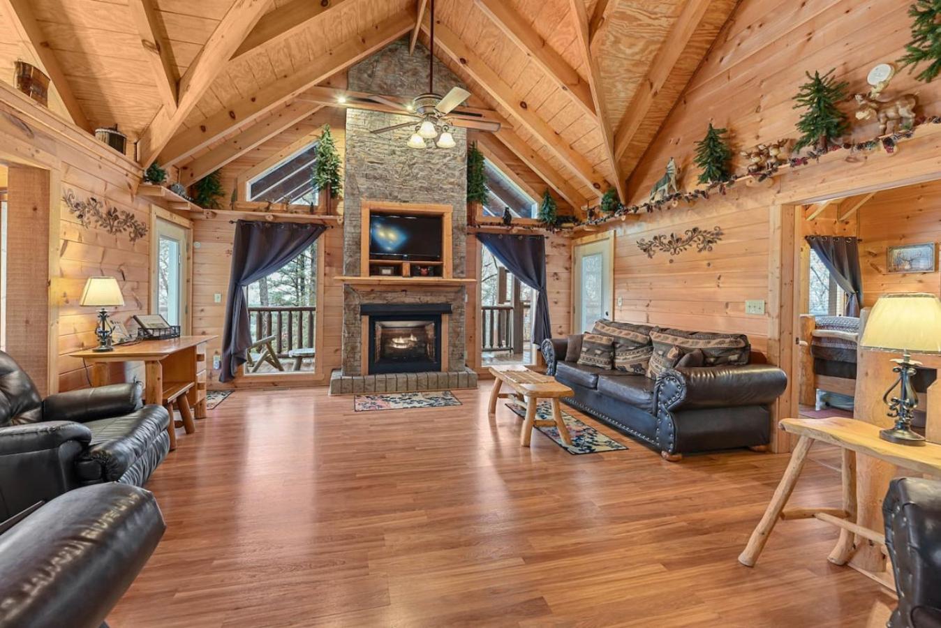 Big Blue Ridge MTN Views Hot Tub Pool Table