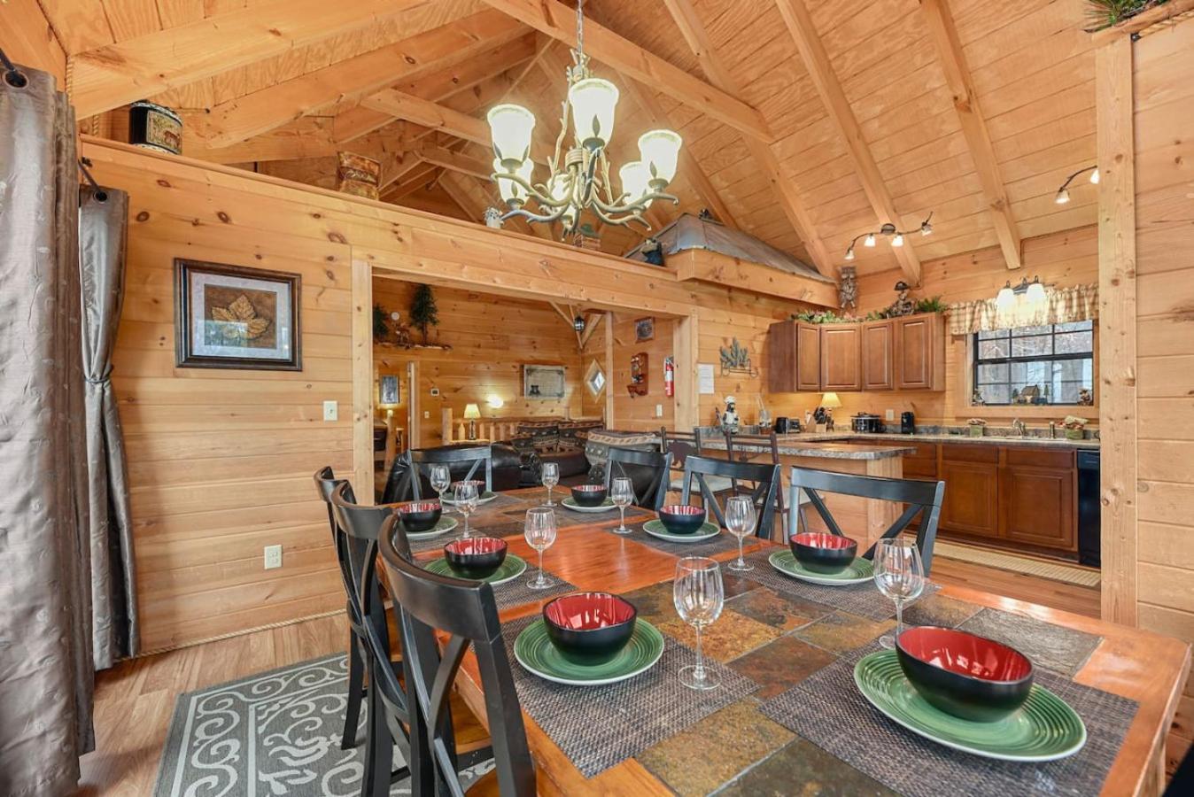 Big Blue Ridge MTN Views Hot Tub Pool Table