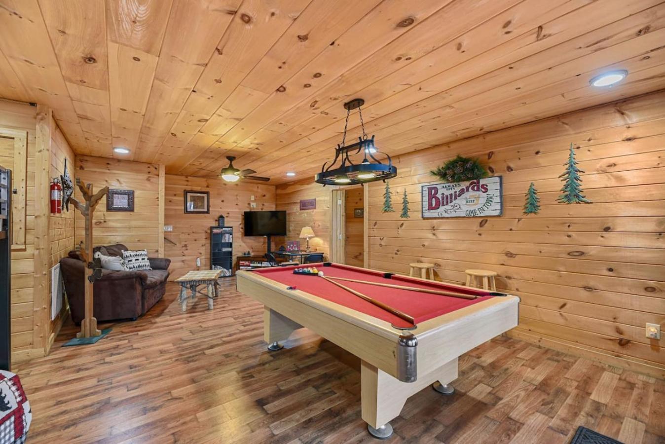 Big Blue Ridge MTN Views Hot Tub Pool Table