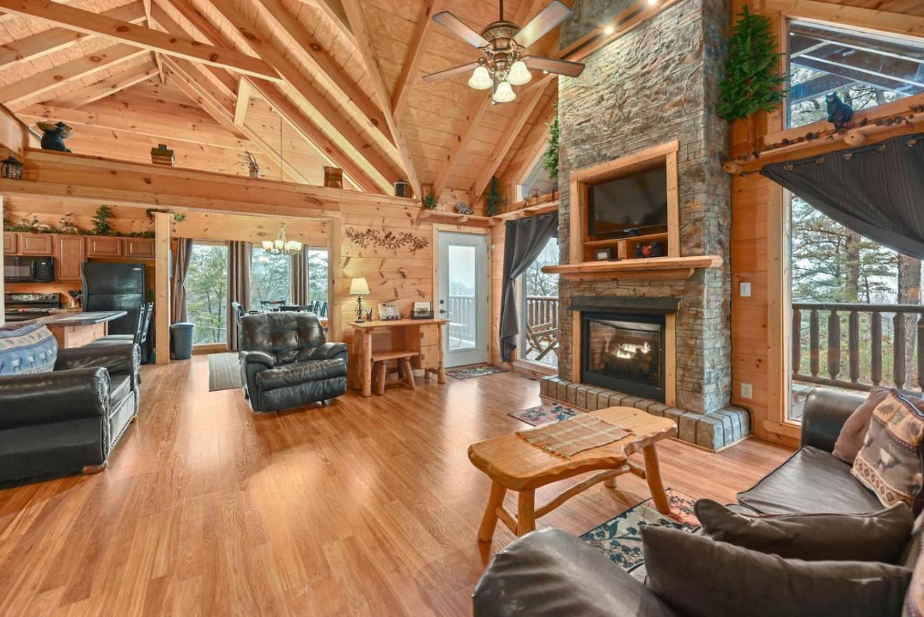 Big Blue Ridge MTN Views Hot Tub Pool Table