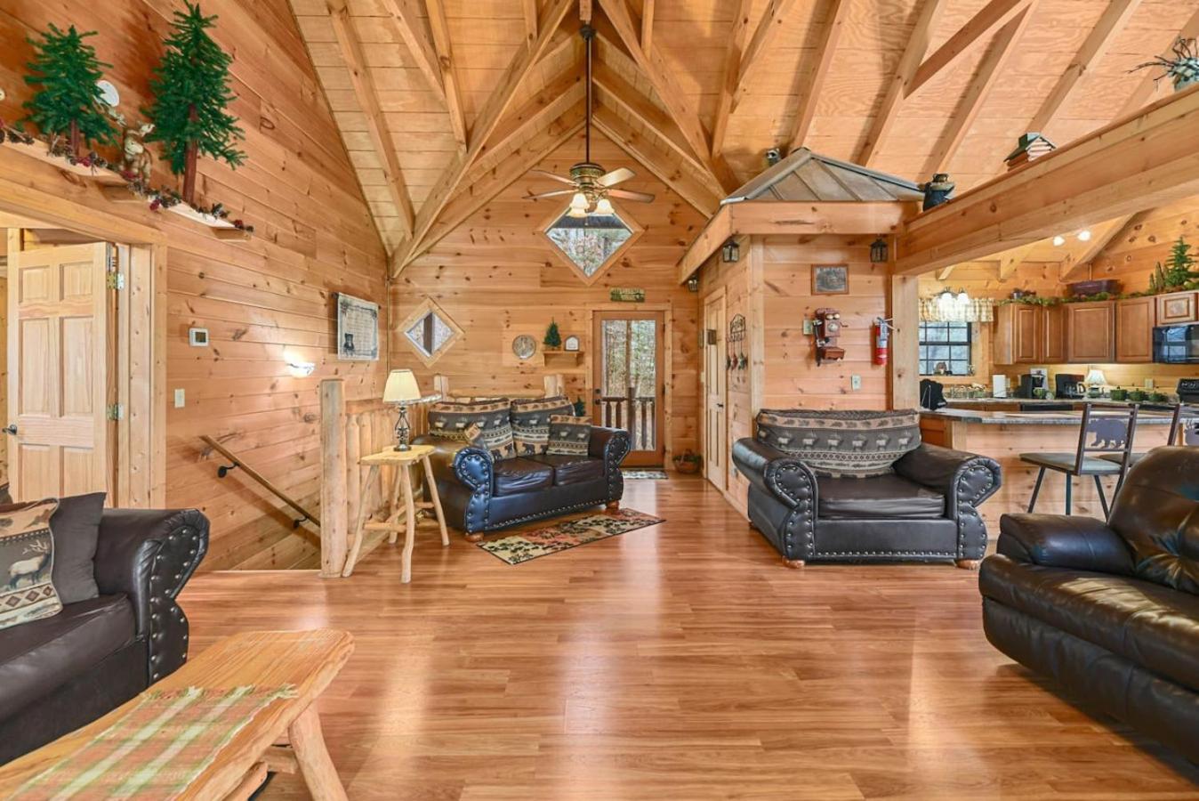 Big Blue Ridge MTN Views Hot Tub Pool Table