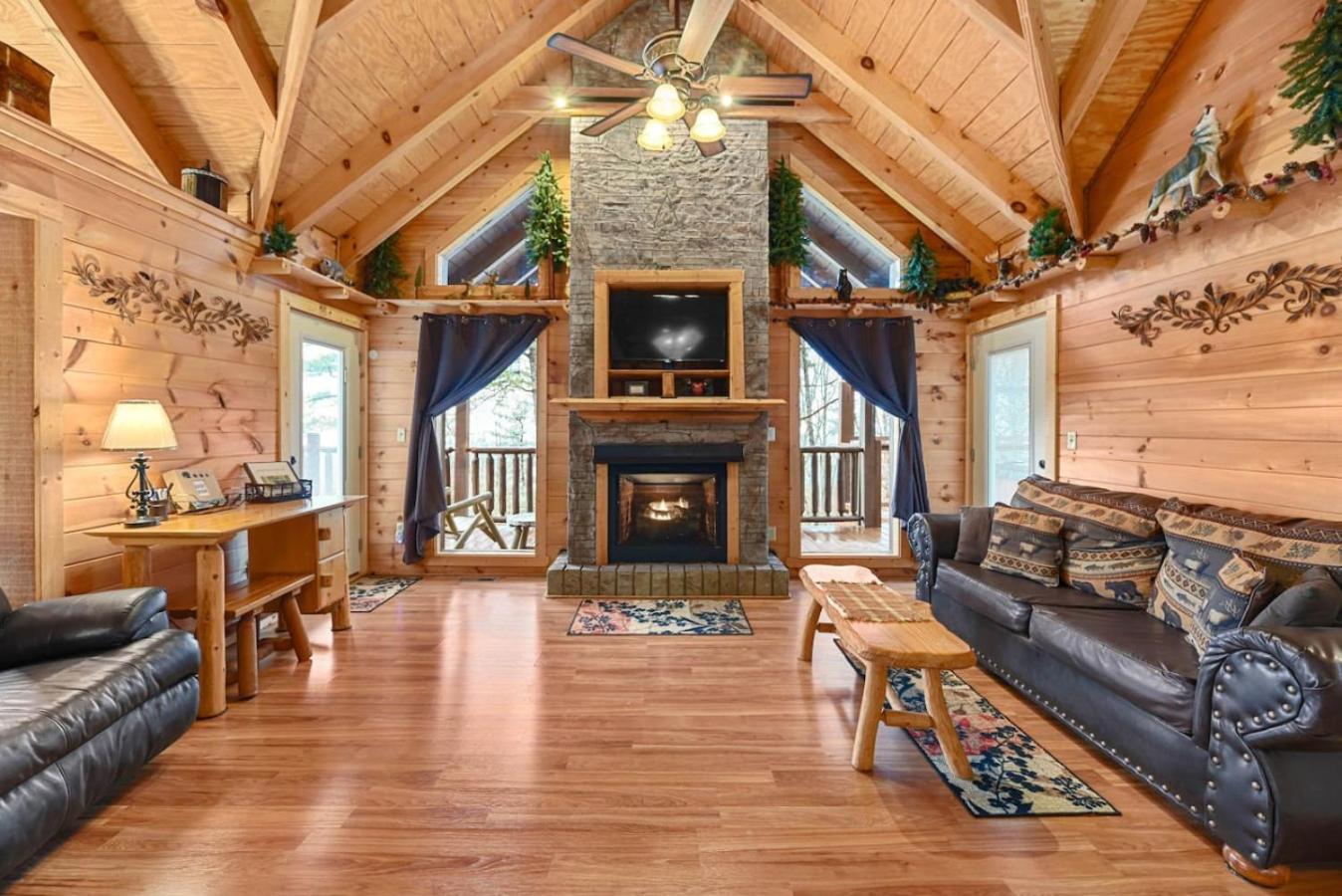 Big Blue Ridge MTN Views Hot Tub Pool Table