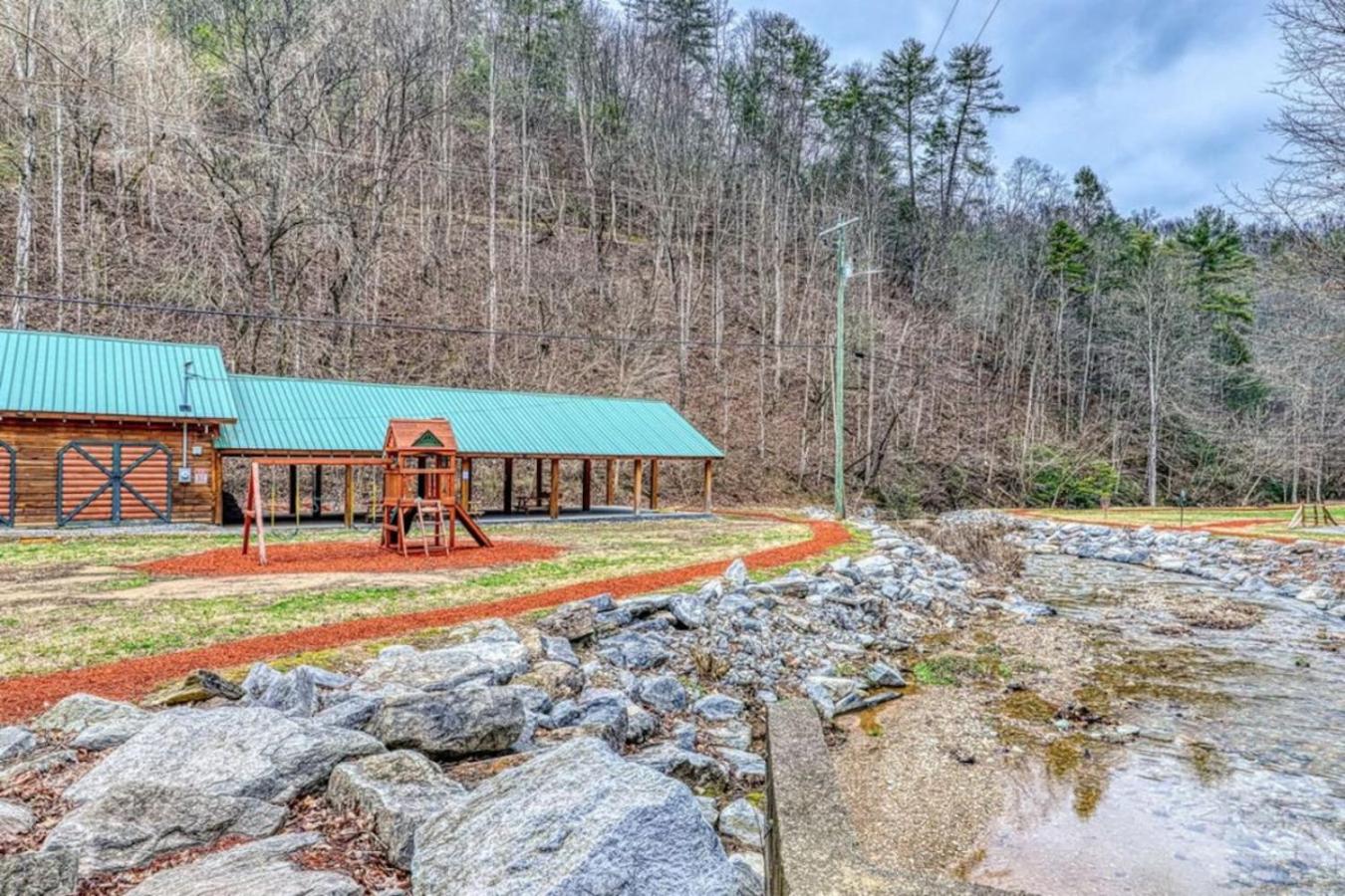 Big Blue Ridge MTN Views Hot Tub Pool Table