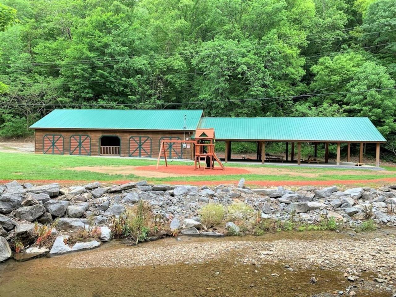 Big Blue Ridge MTN Views Hot Tub Pool Table