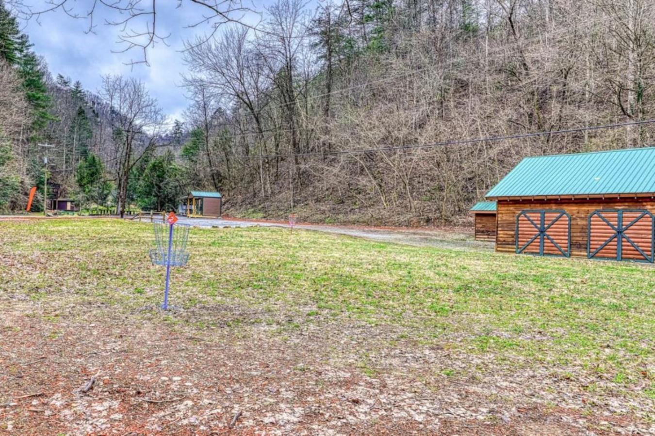 Big Blue Ridge MTN Views Hot Tub Pool Table