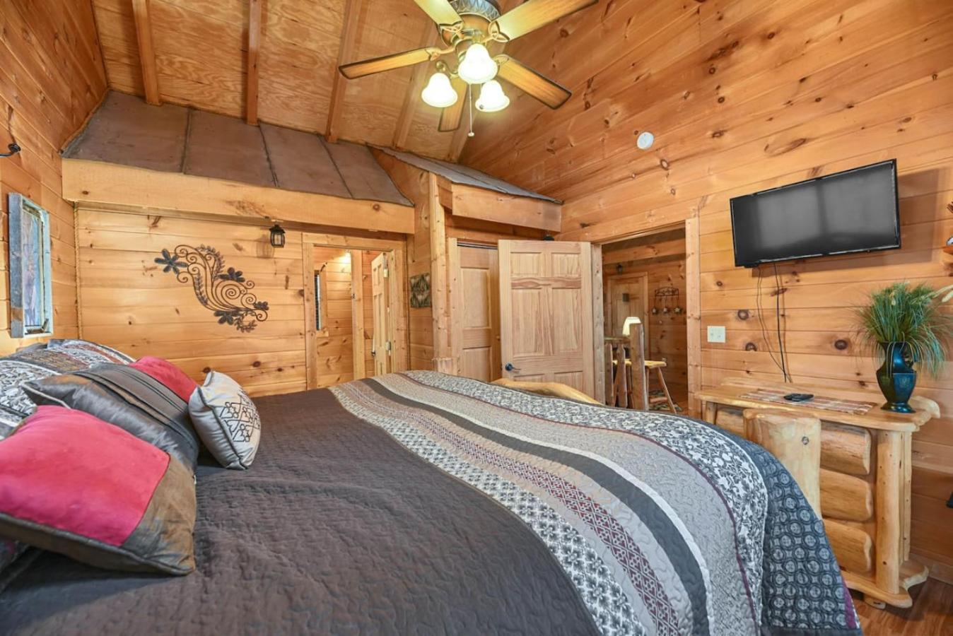 Big Blue Ridge MTN Views Hot Tub Pool Table