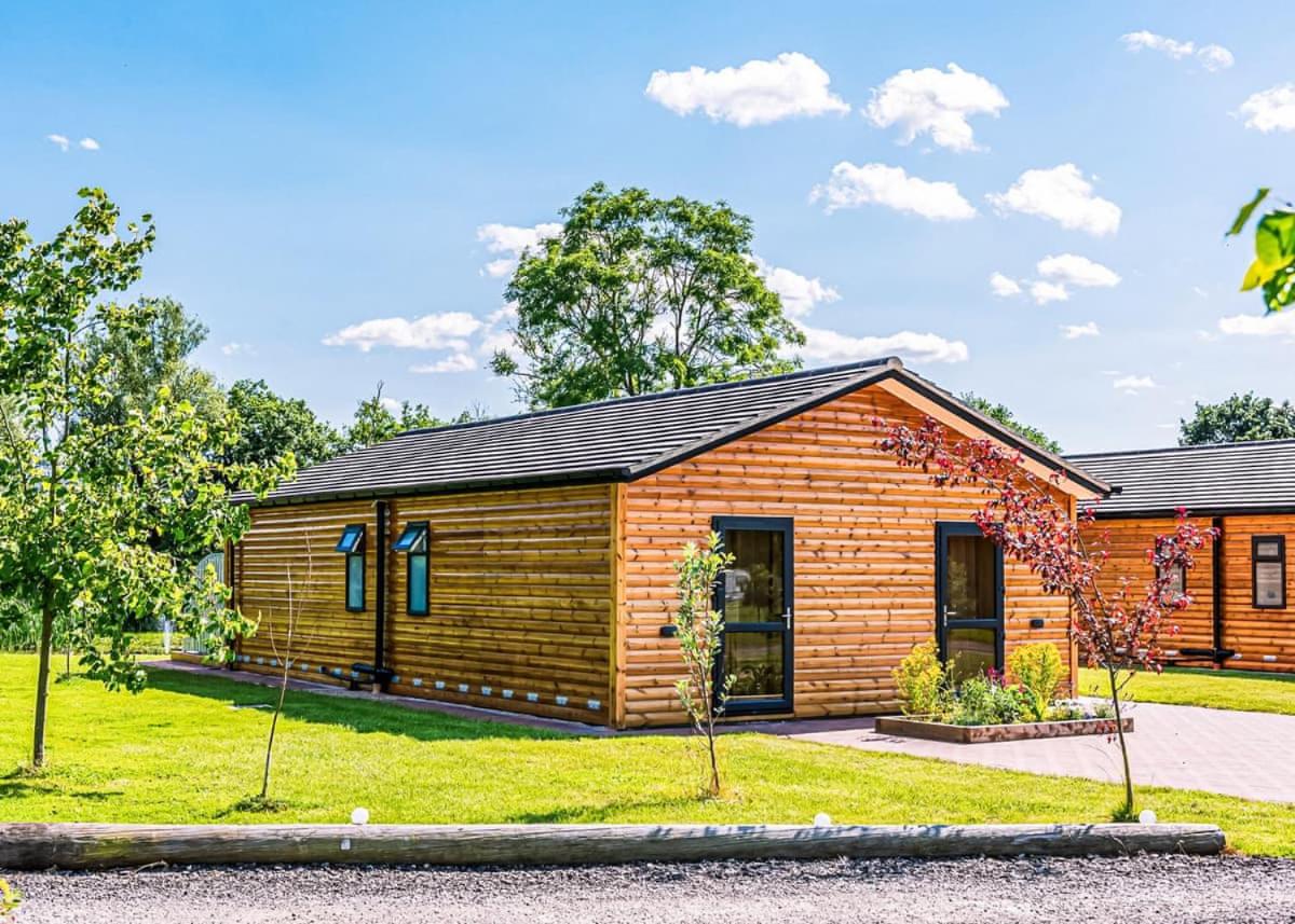 Flaxton Meadows Luxury Lodges