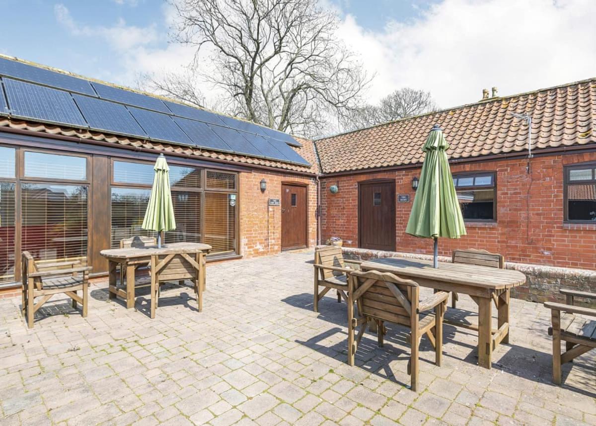 Helsey Farm Cottages