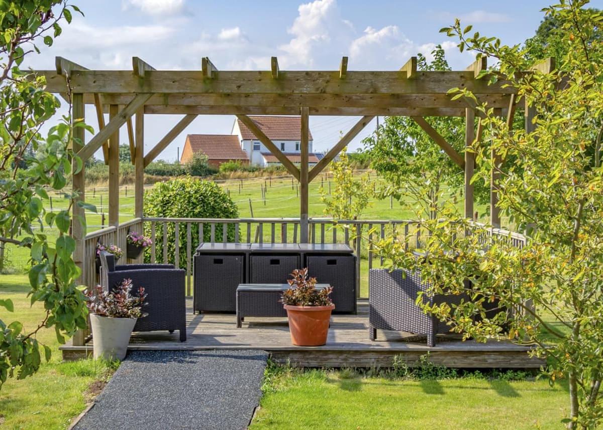 Helsey Farm Cottages