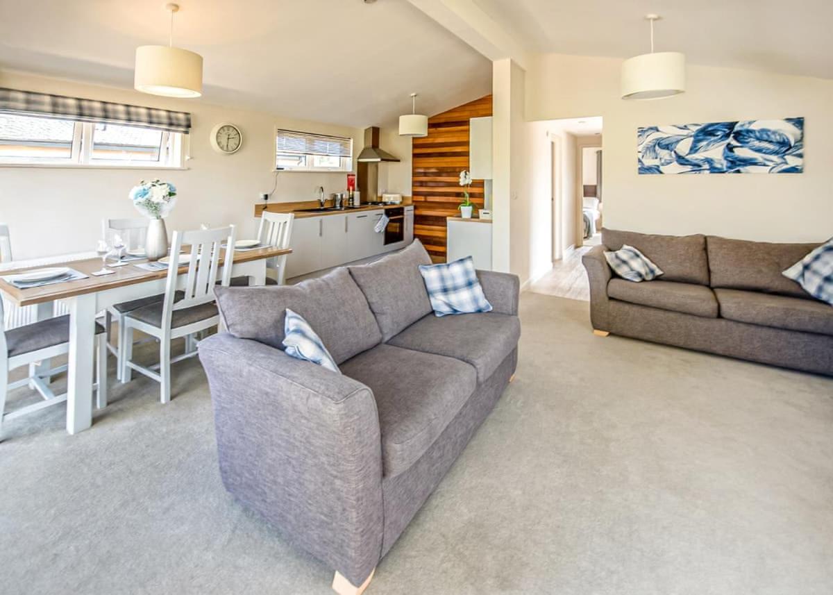 Hawthorn Glen Lodges