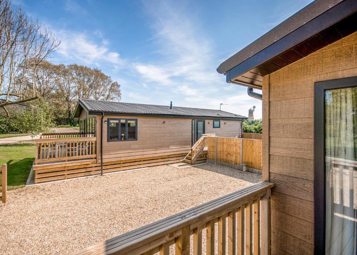 Hawthorn Glen Lodges
