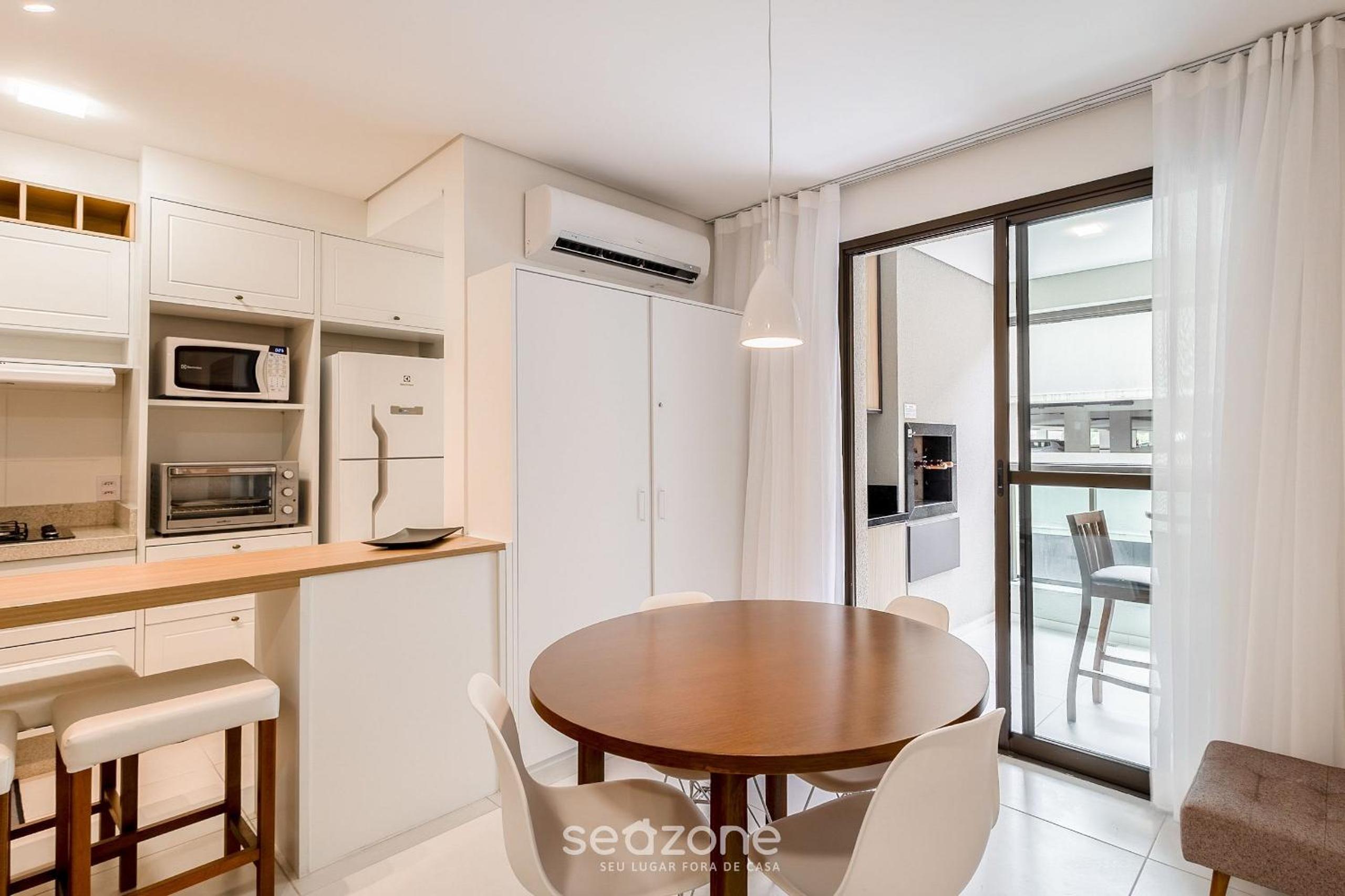 Apartments in Condominium w/ Great Infrastructure and 130 m from the Beach - AVR