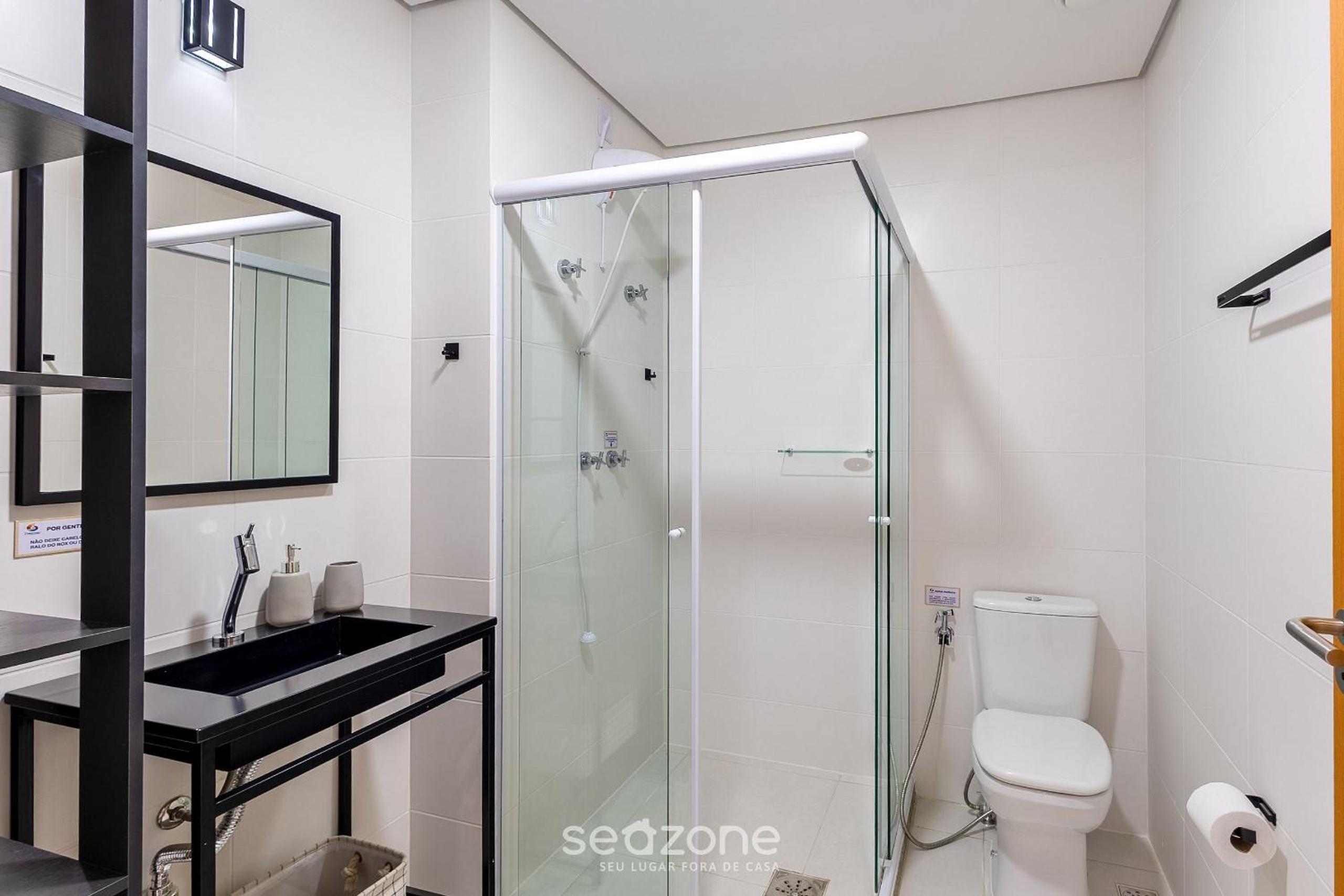 Apartments in Condominium w/ Great Infrastructure and 130 m from the Beach - AVR