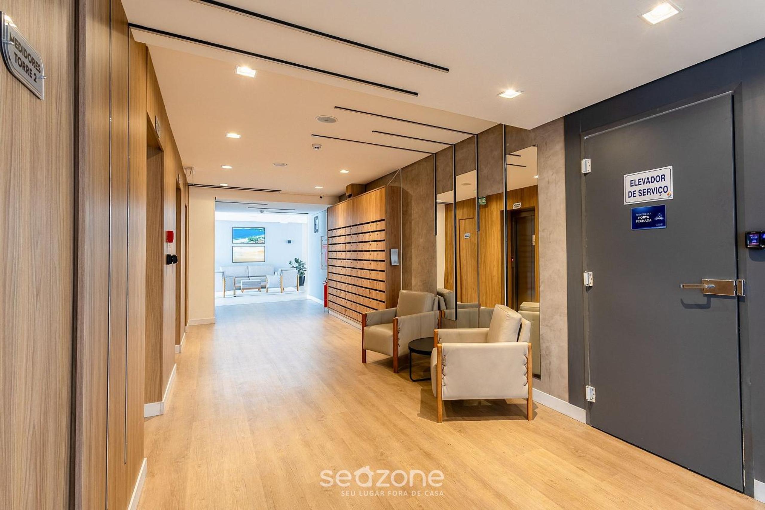 Apartments in Condominium w/ Great Infrastructure and 130 m from the Beach - AVR