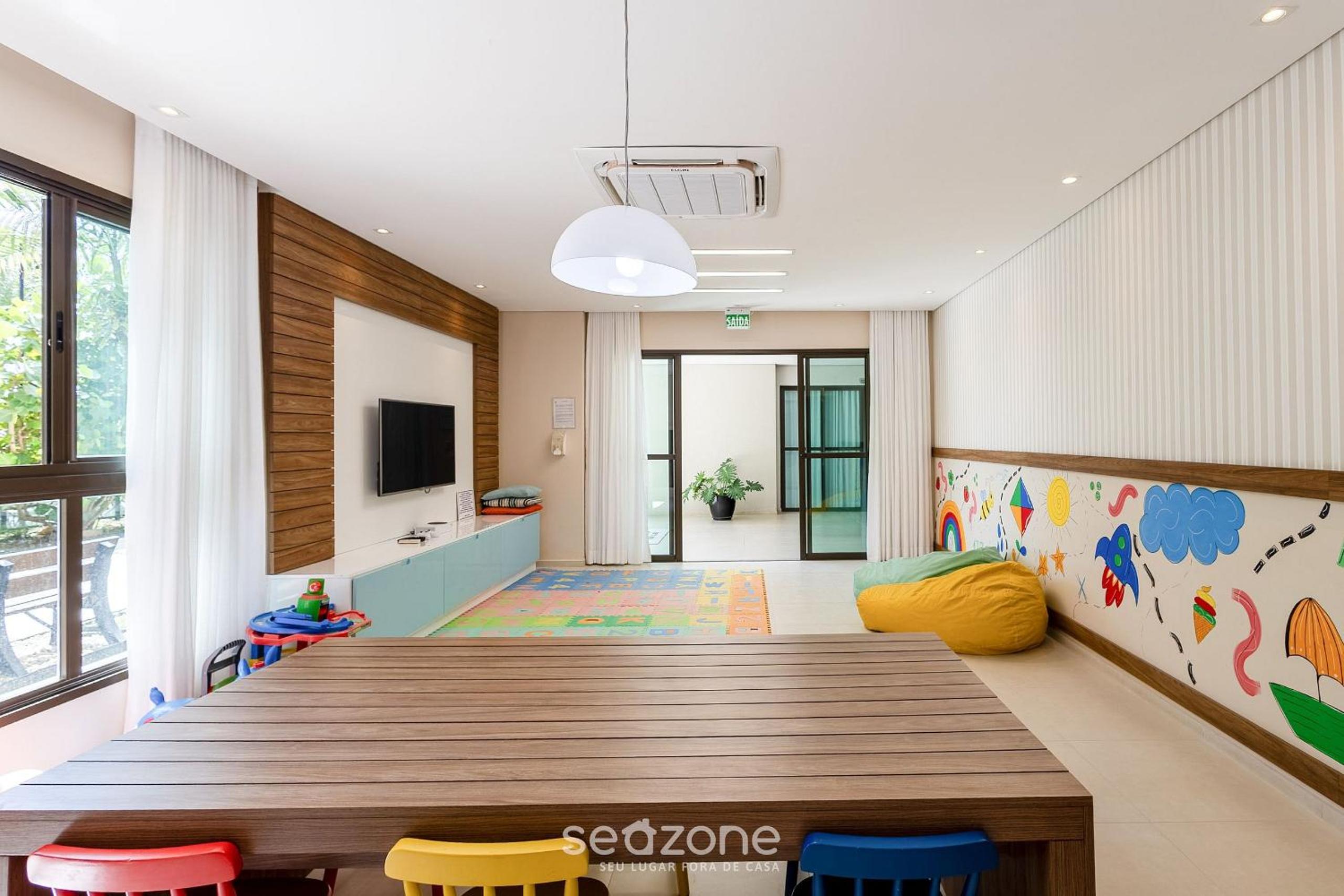Apartments in Condominium w/ Great Infrastructure and 130 m from the Beach - AVR